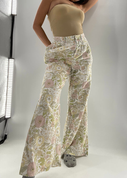Charlie Holiday Muted Pastels Floral Wide Leg Trouser (6)