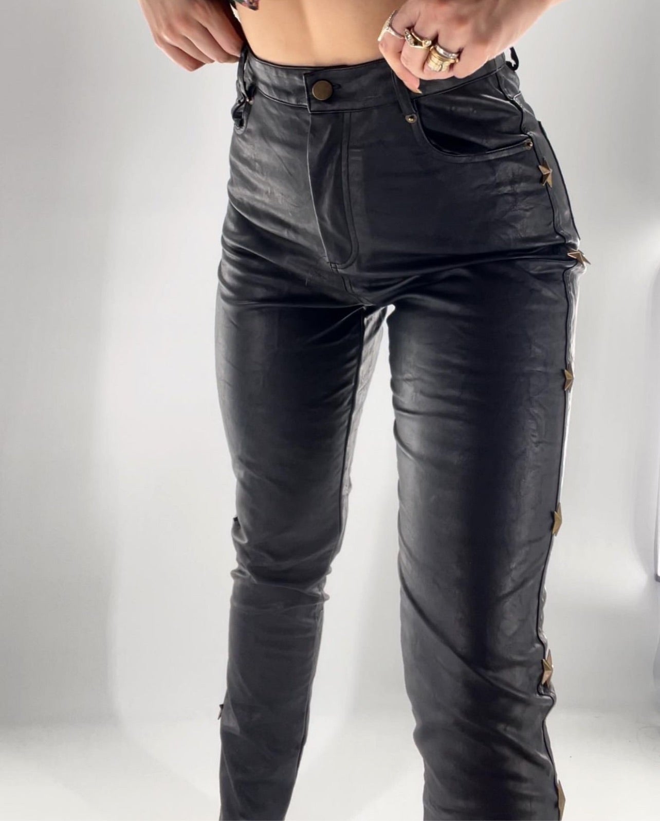 Jagger & Stone Faux Leather Pants with Metal Stars (Sz 6)