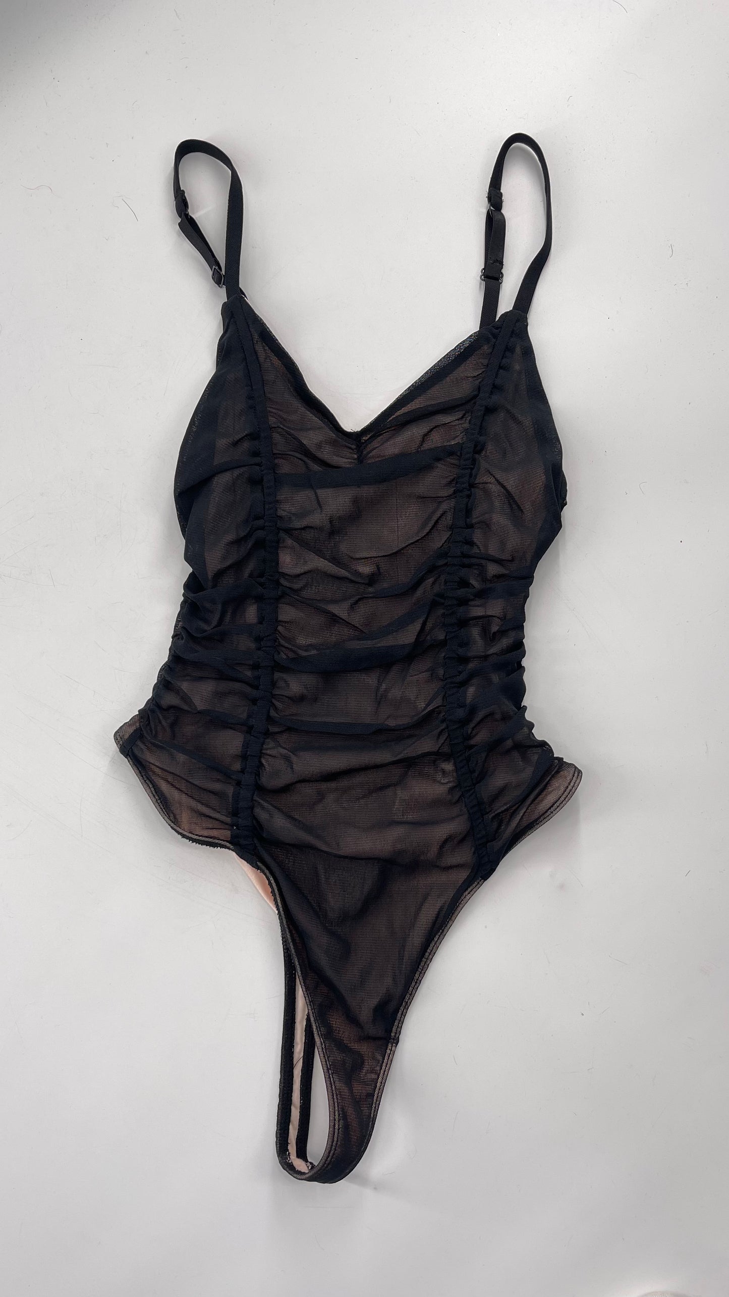 Fashion Nova/Urban Outfitters Nude/Black Ruched 2Piece Set (Small)