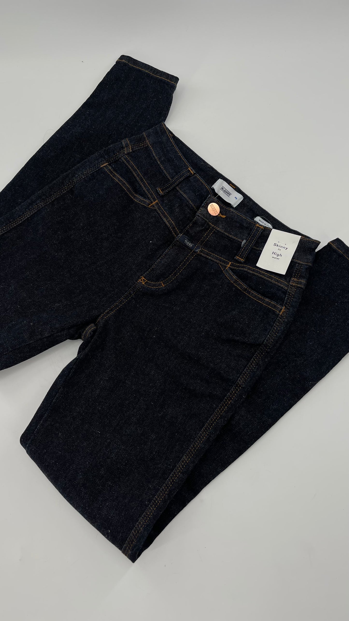 CLOSED Skinny Fit High Waist Jeans - Made in Italy- with Tags (Size 24)