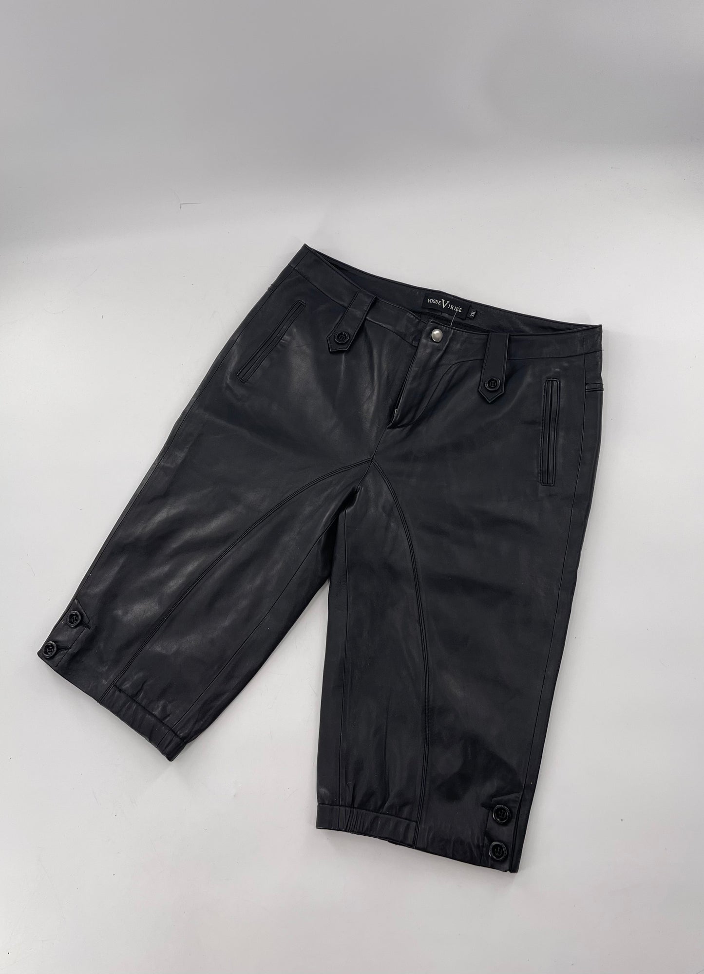 Vintage Vogue Virile 100% Sheepskin Leather Bermudas (XXL)