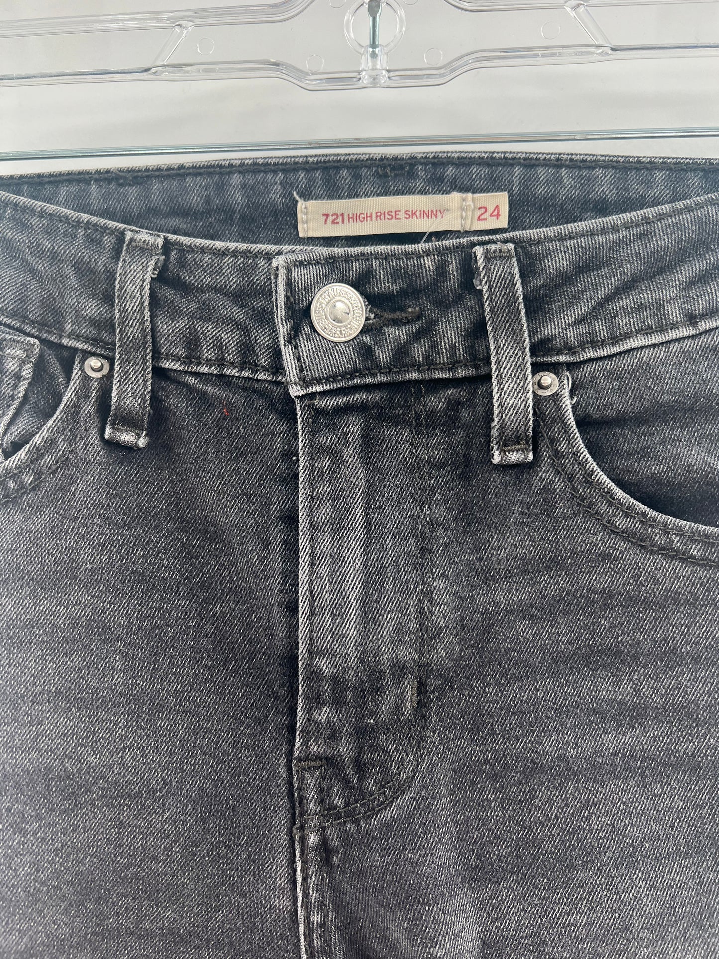 Levi Strauss Ripped 721 High Rise Skinny Jeans (Size 24)