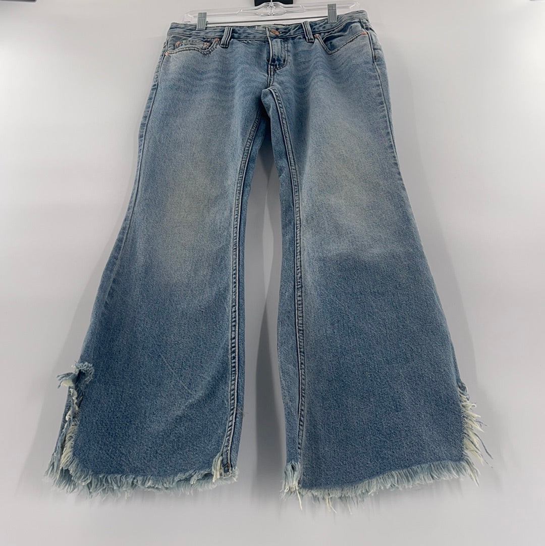 Free People Frayed Flares (Sz 26)