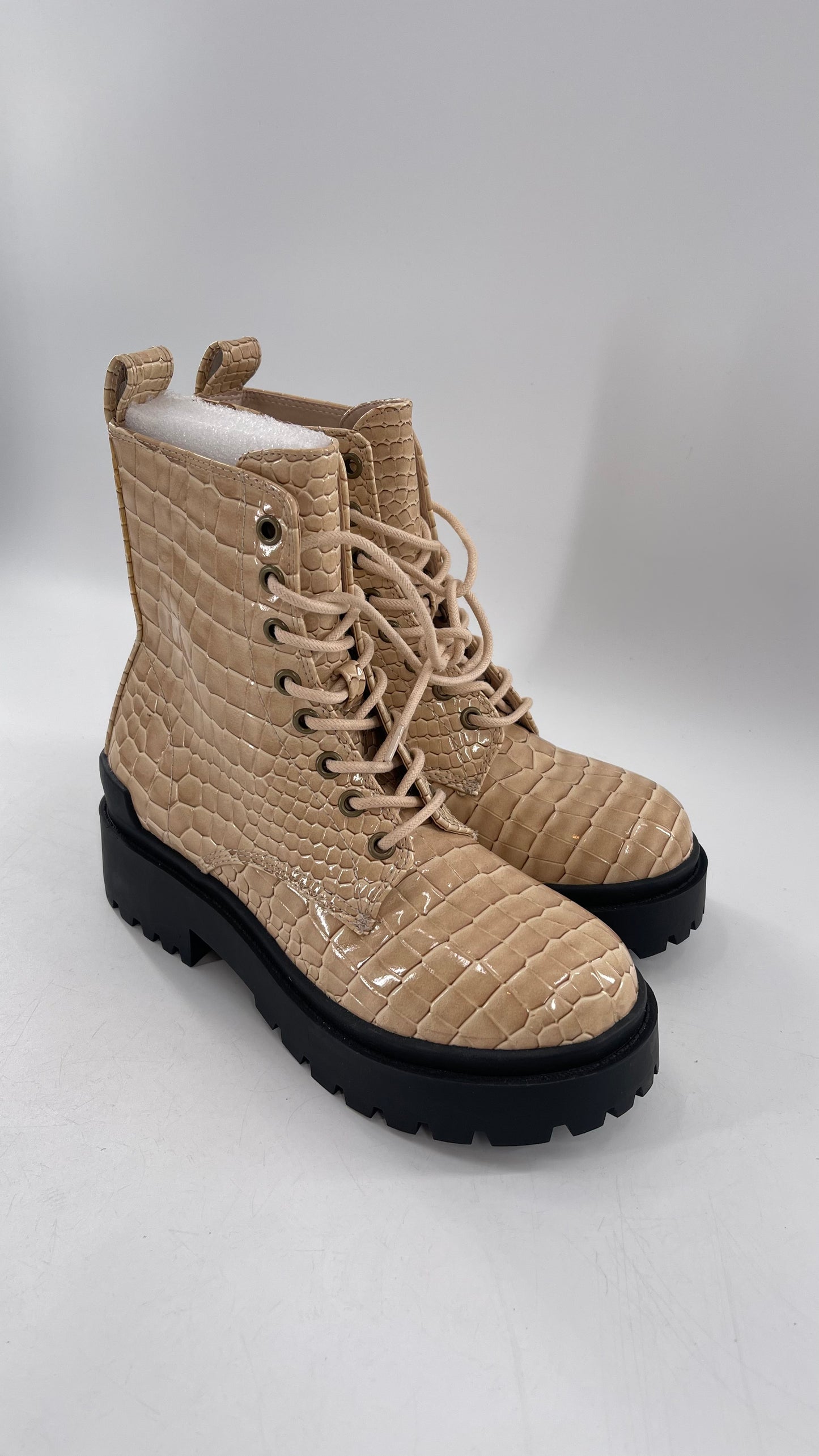 Urban Outfitters Beige Crocodile Embossed Combat Boots(7)