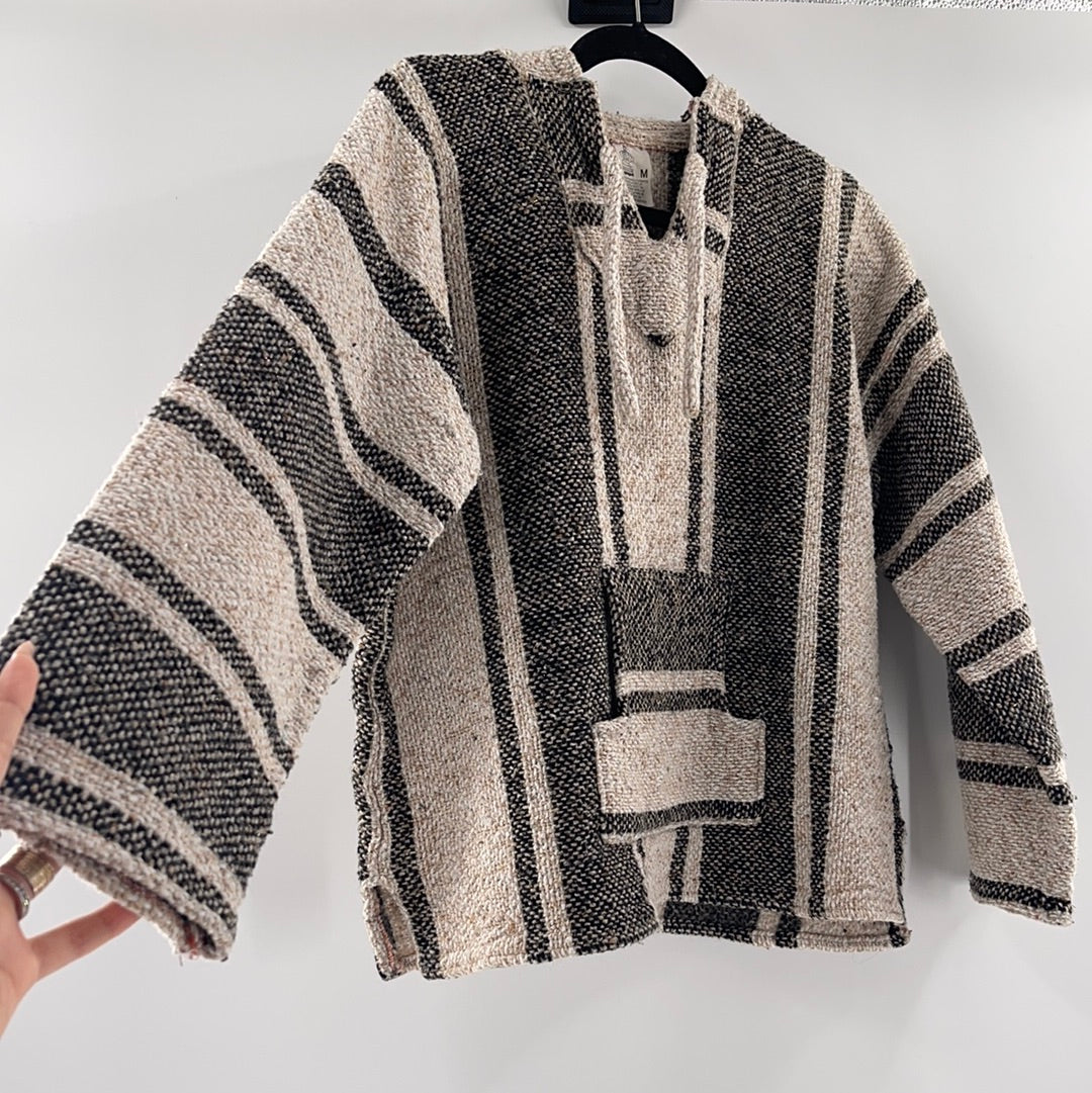 Drug Rug Off White Black and Gold Detail (Size Medium)