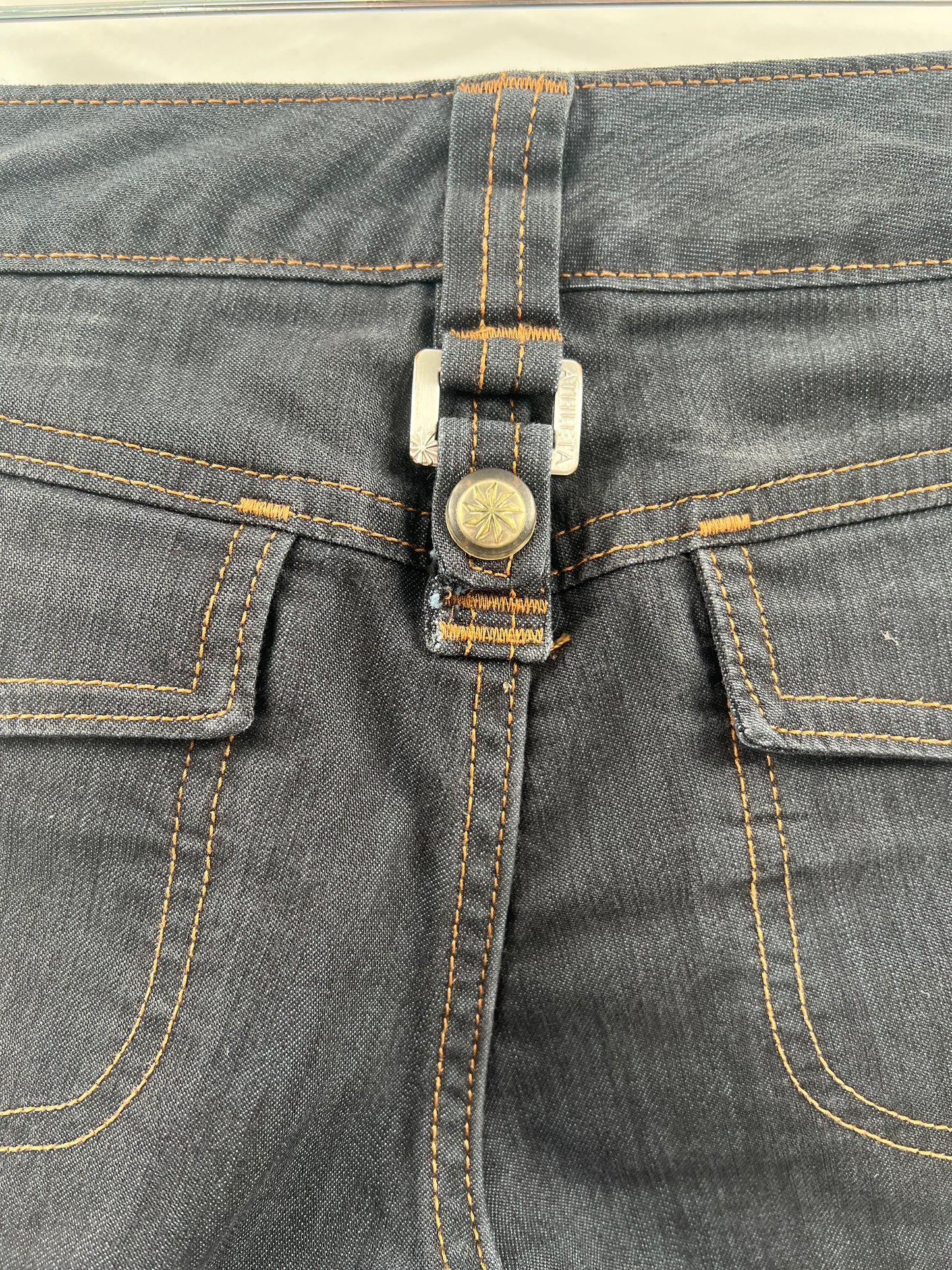 Athleta Flare Jeans with Calve Pockets (Size 6)