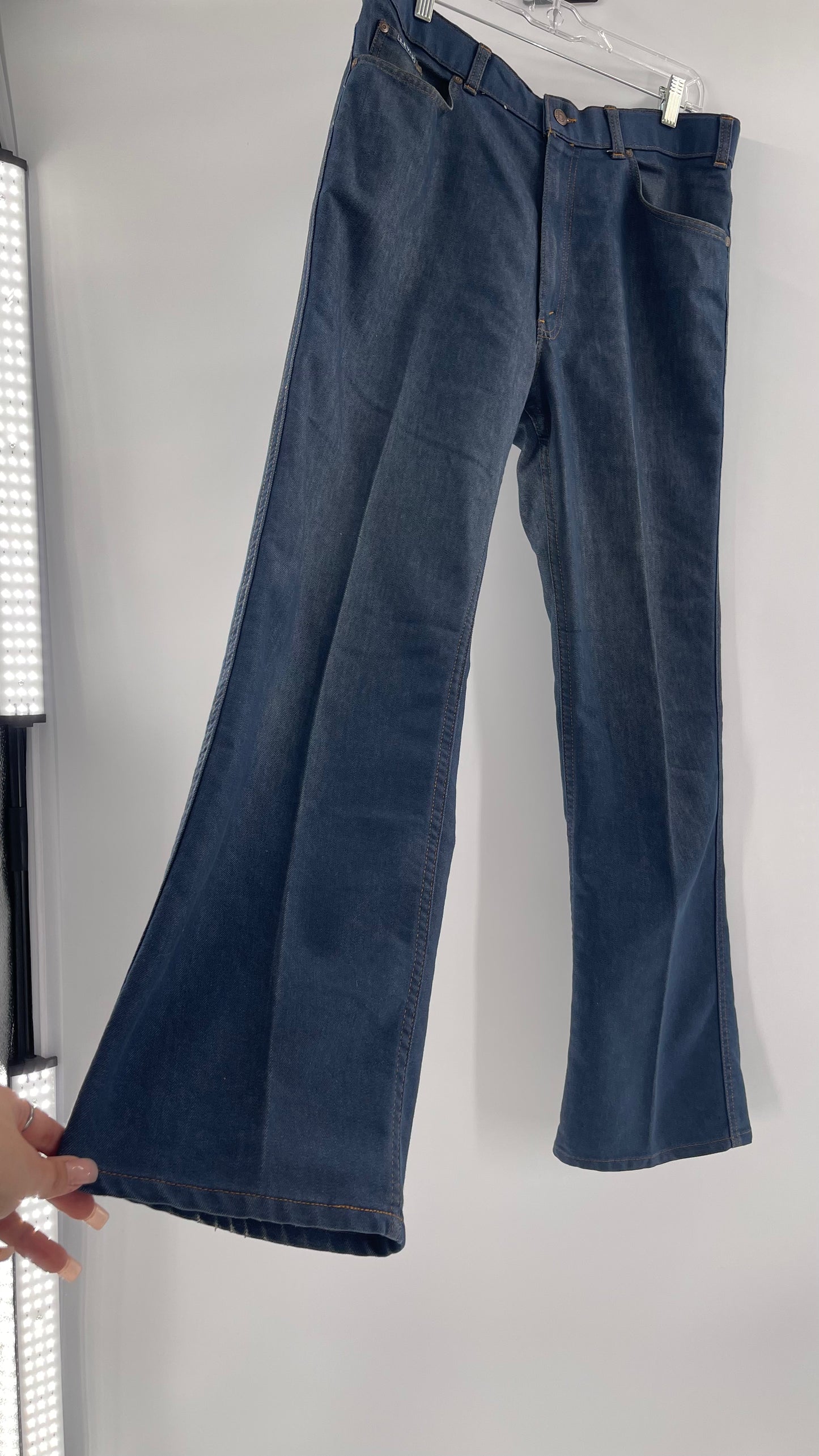 Vintage Levi’s 1970s Orange Tab High Waist (34x30)