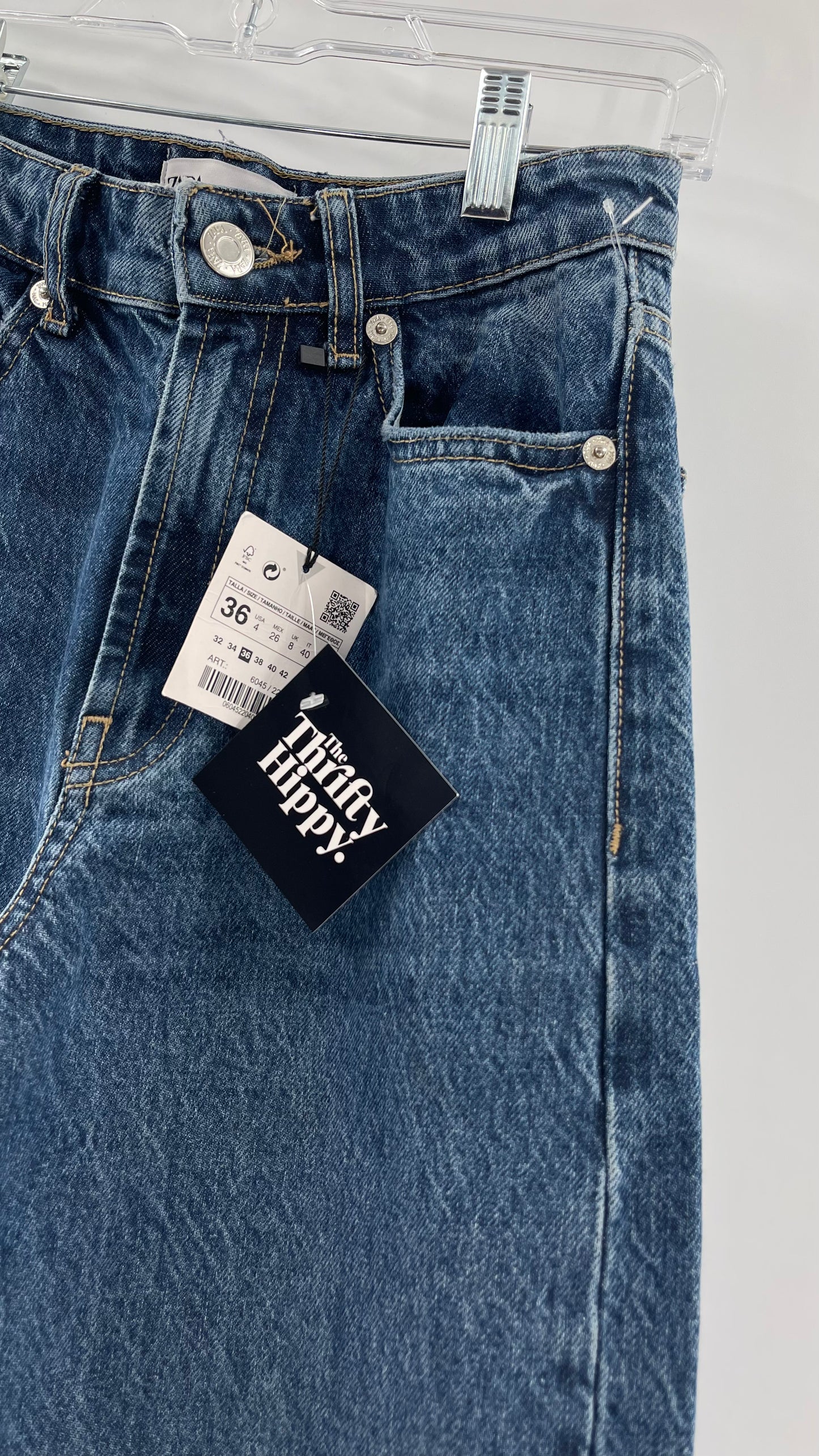 ZARA Medium Wash Denim High Waisted Wide Legs (4)