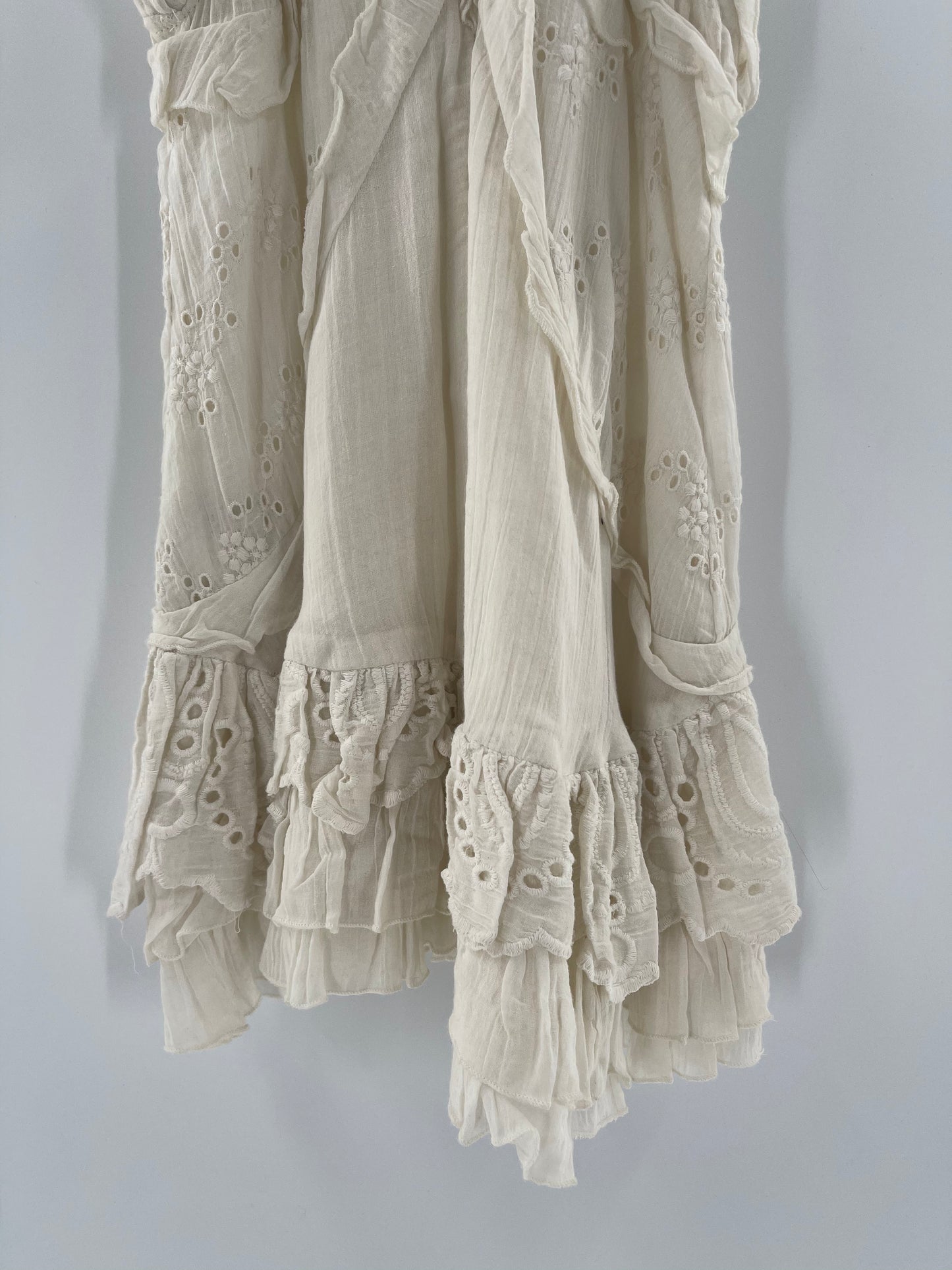 Urban Outfitters Cream Ruffled Mini Dress (Sz M)