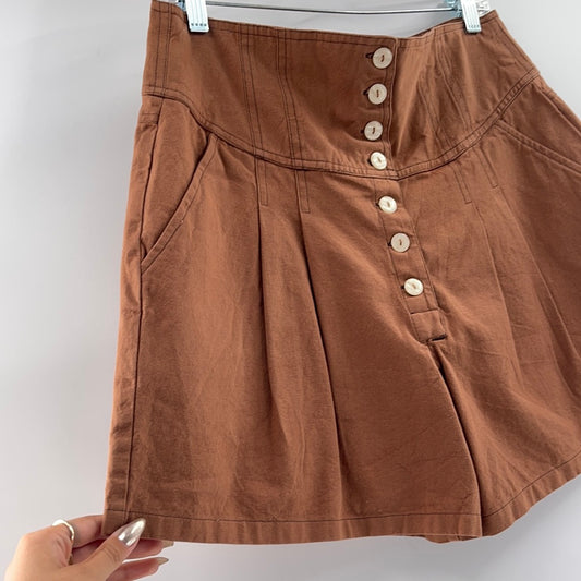 Free People - Brick Multi Button Up Pleated Shorts (Size 8)