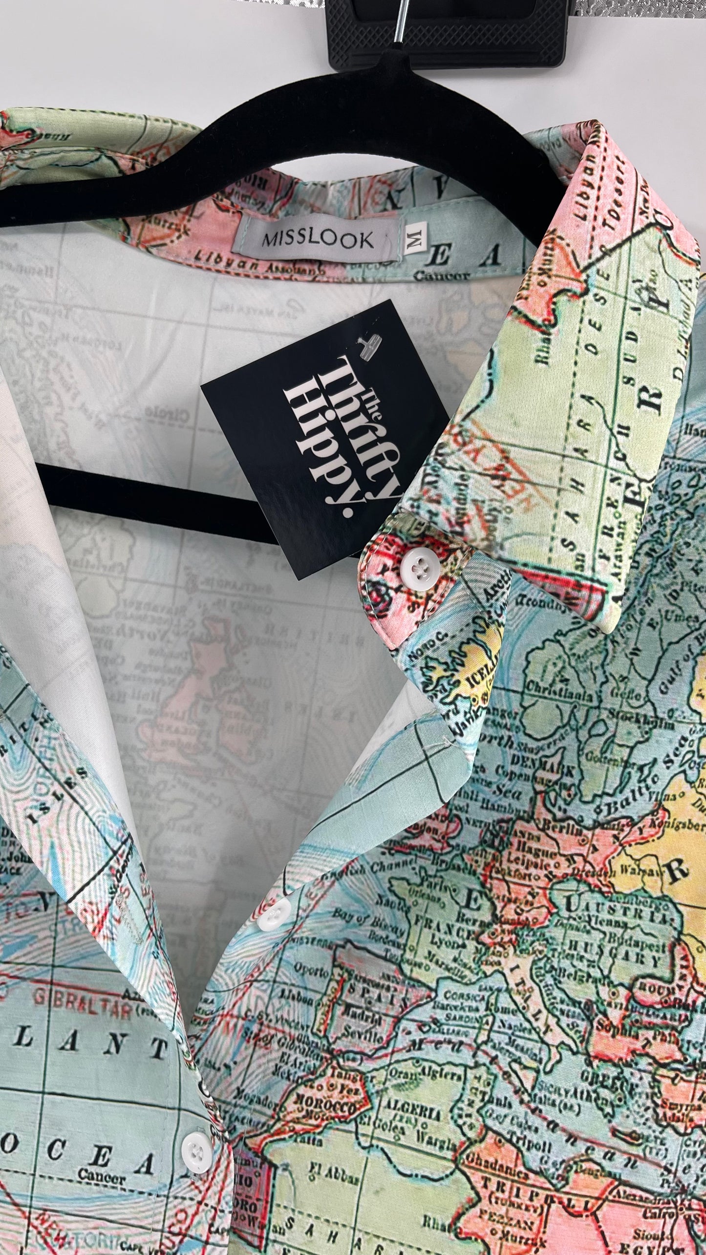 MISSLOOK Globe Map Long Sleeve Graphic Button Up (Medium)