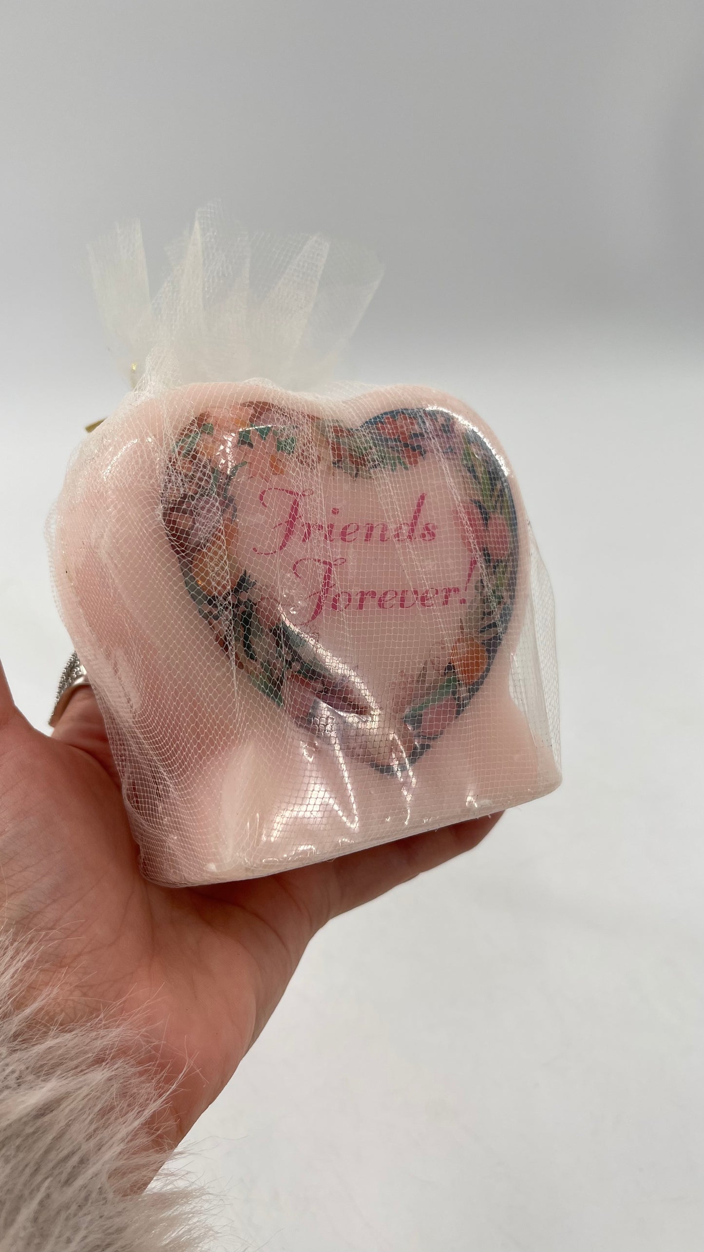 Vintage Friends Forever Heart Candle