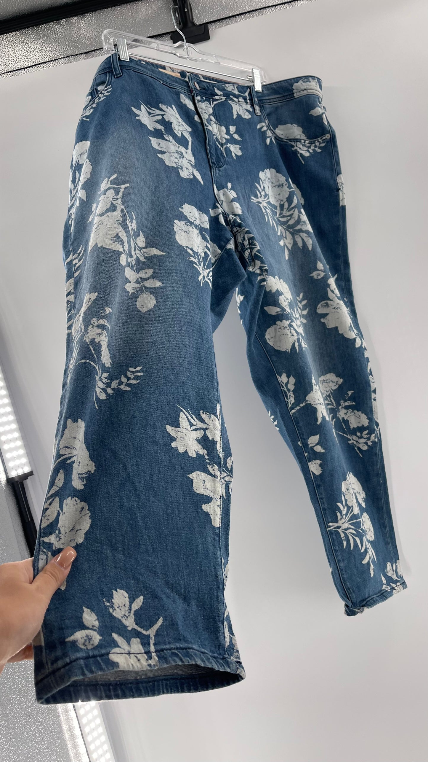 Pilcro + The Letterpress Anthropologie Bleached Florals Jeans (26W PLUS)