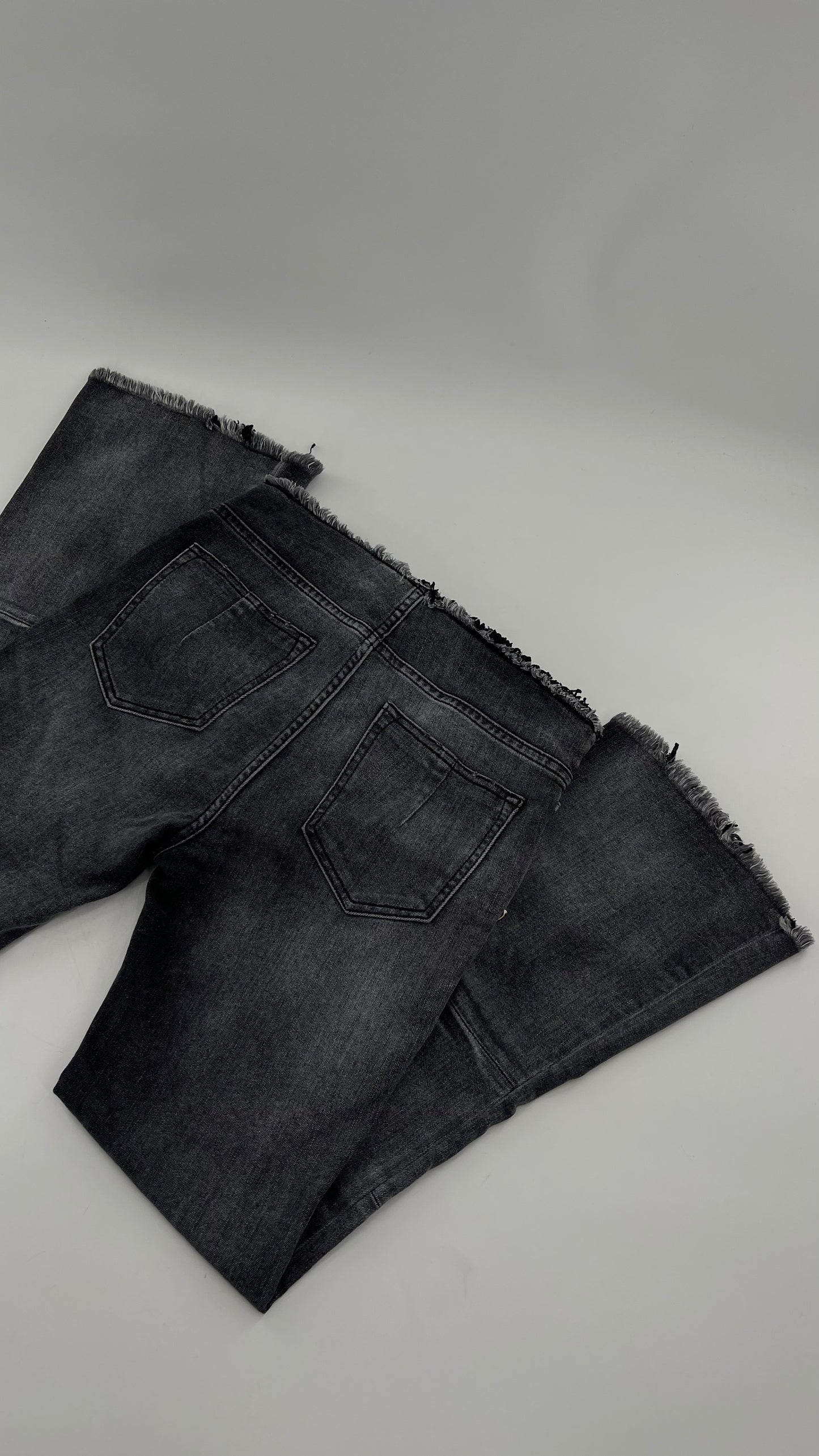Unravel Project, Ben Taverniti To Create Something New You Must First Destroy Grey Denims (27)
