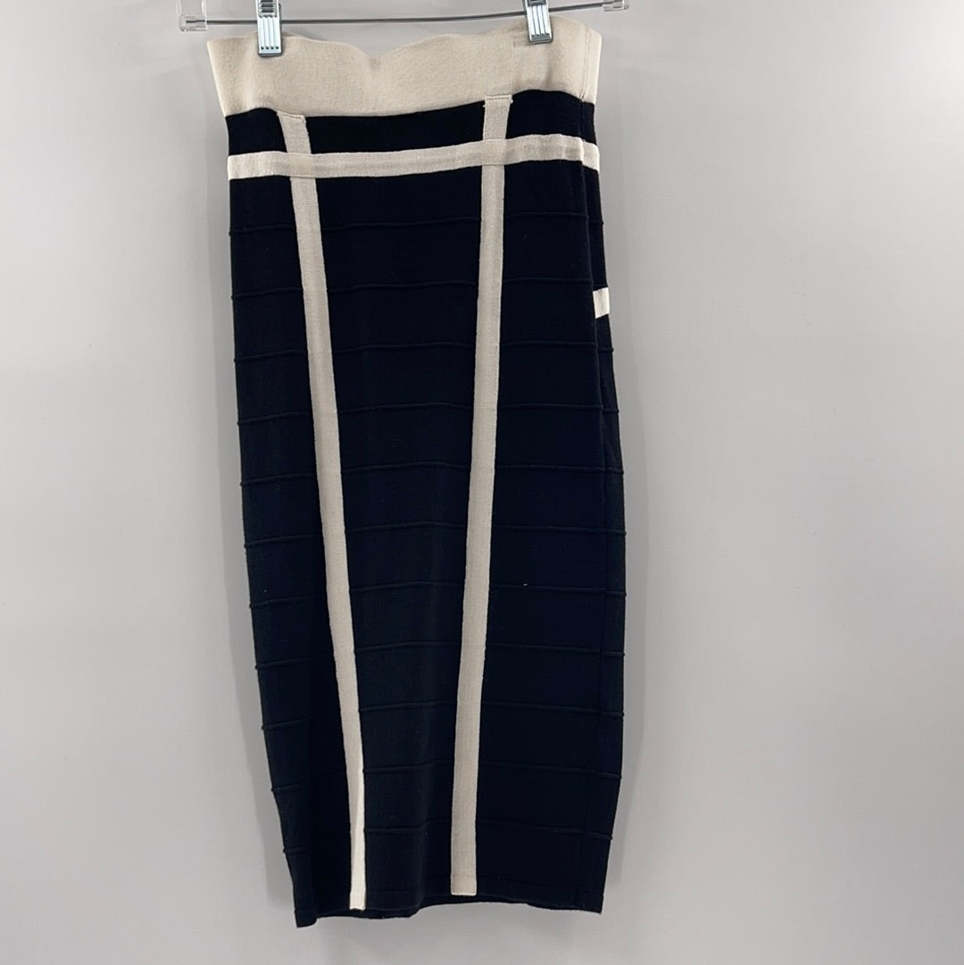 Black and White "Sparkle + Fade" Cross Patterned Bandage Skirt (Size Small)