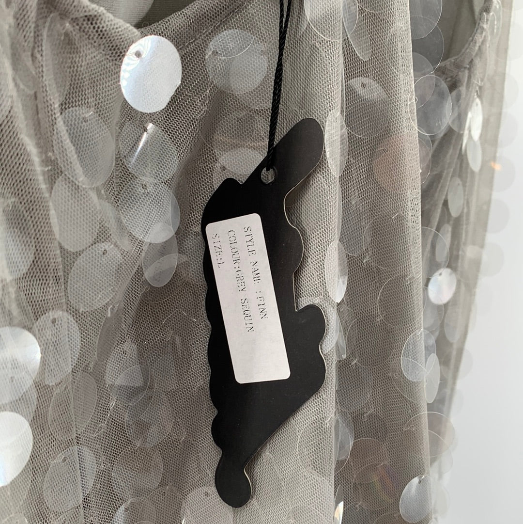 Motel Urban Outfitters - Grey Transparent Sequin Disk Midi Dress (Size Large)