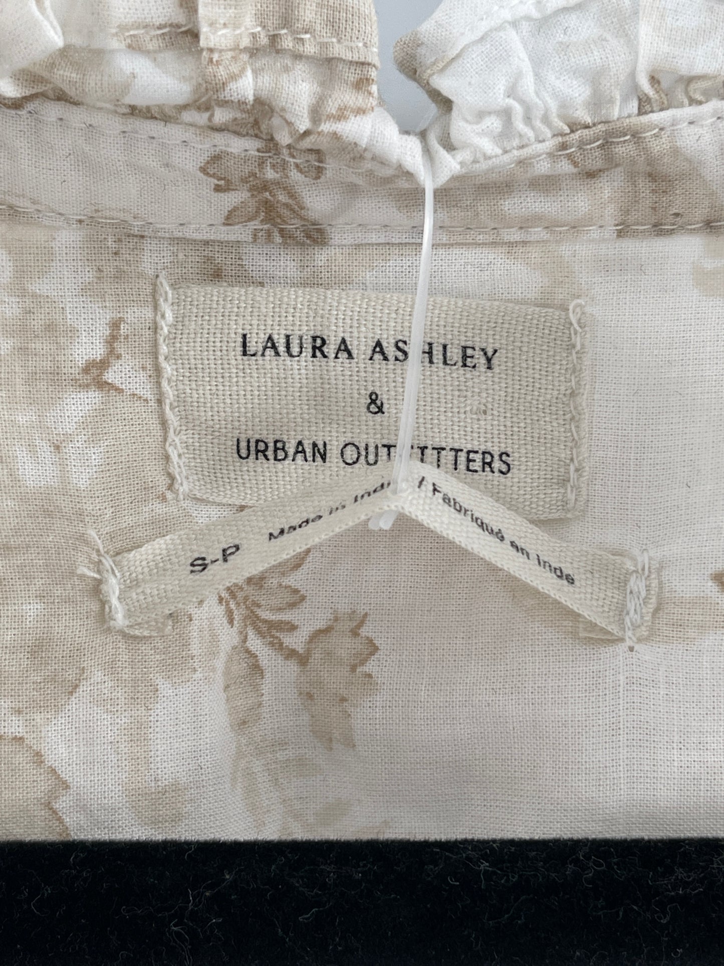 Urban Outfitters Peasant Top (S)