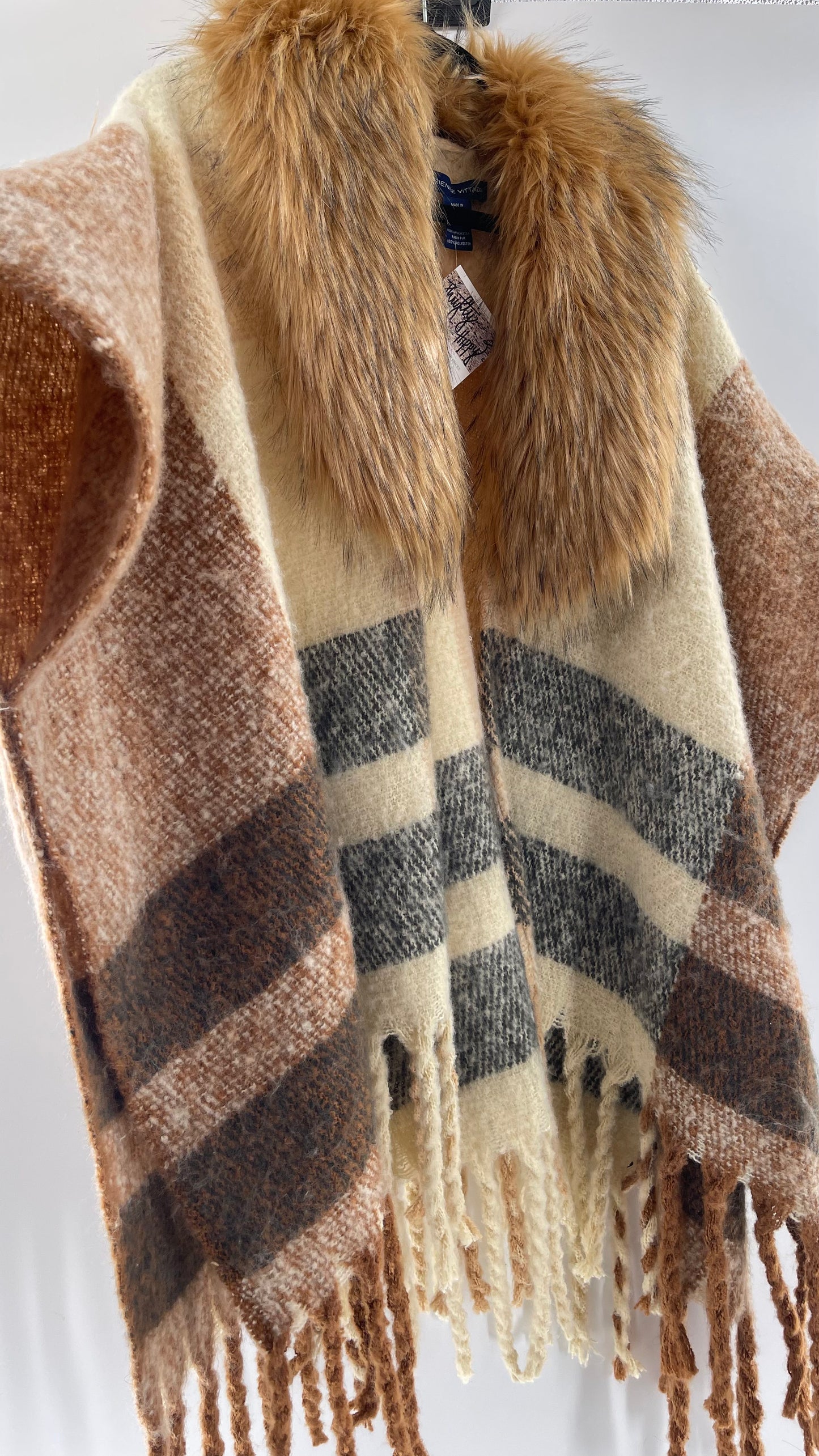 Adrienne Vitadinni Fringe Plaid Fur Collar Cape (OS)