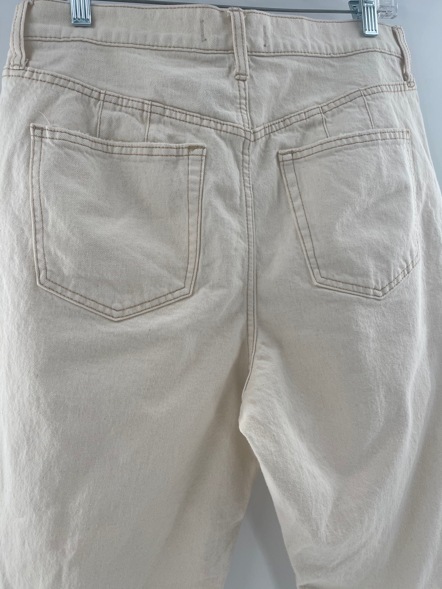 Free People Curvy White/Cream Jeans (Size 31)