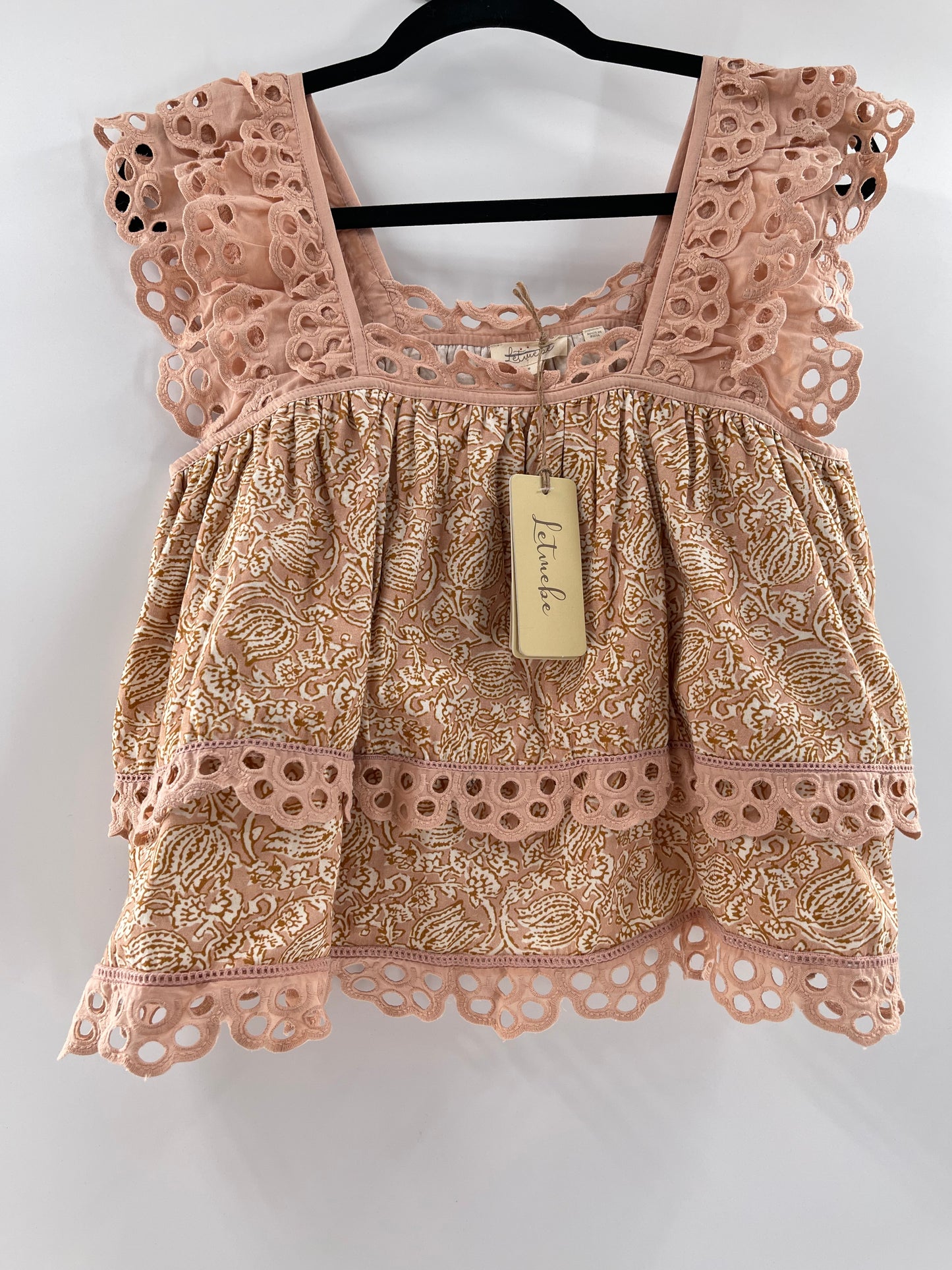 Anthropologie Let me Be Delicate Ruffle Sleeve Tank (Small)