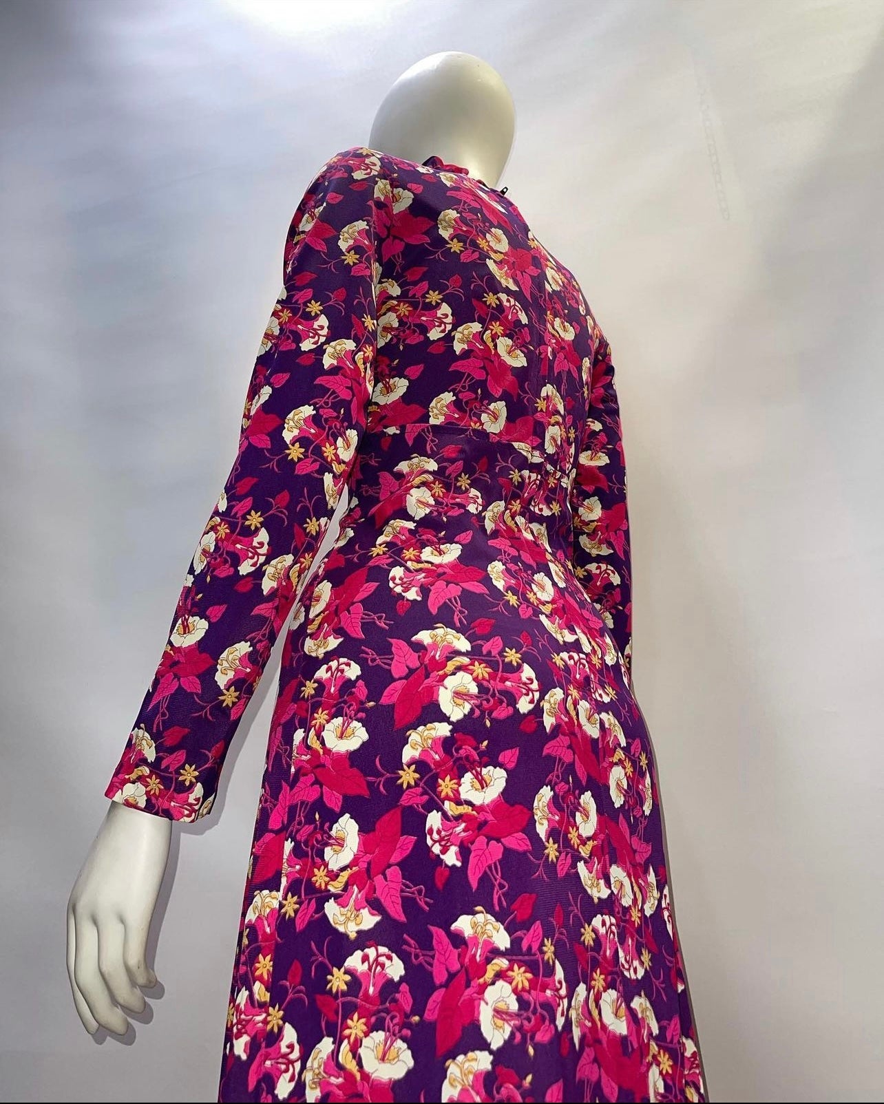 Vintage 1970s Floral Long Sleeve Maxi Dress (XS)