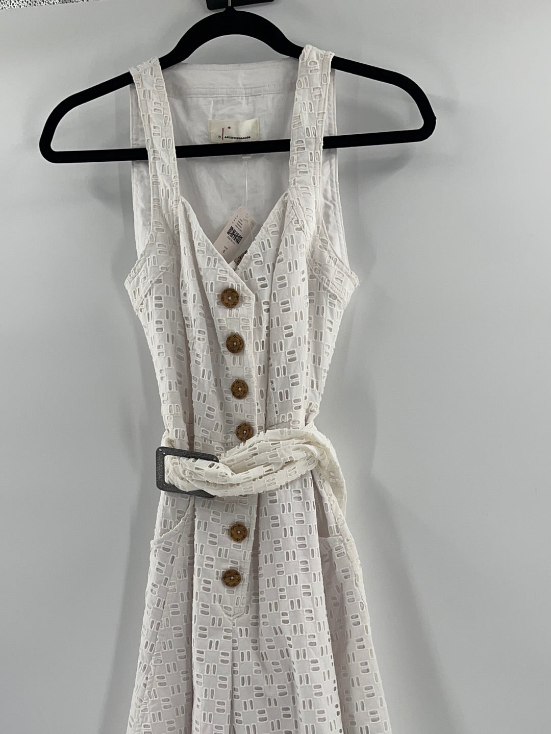 Anthropologie - White Beachy Eyelet Button Up Jumpsuit (Size 4)