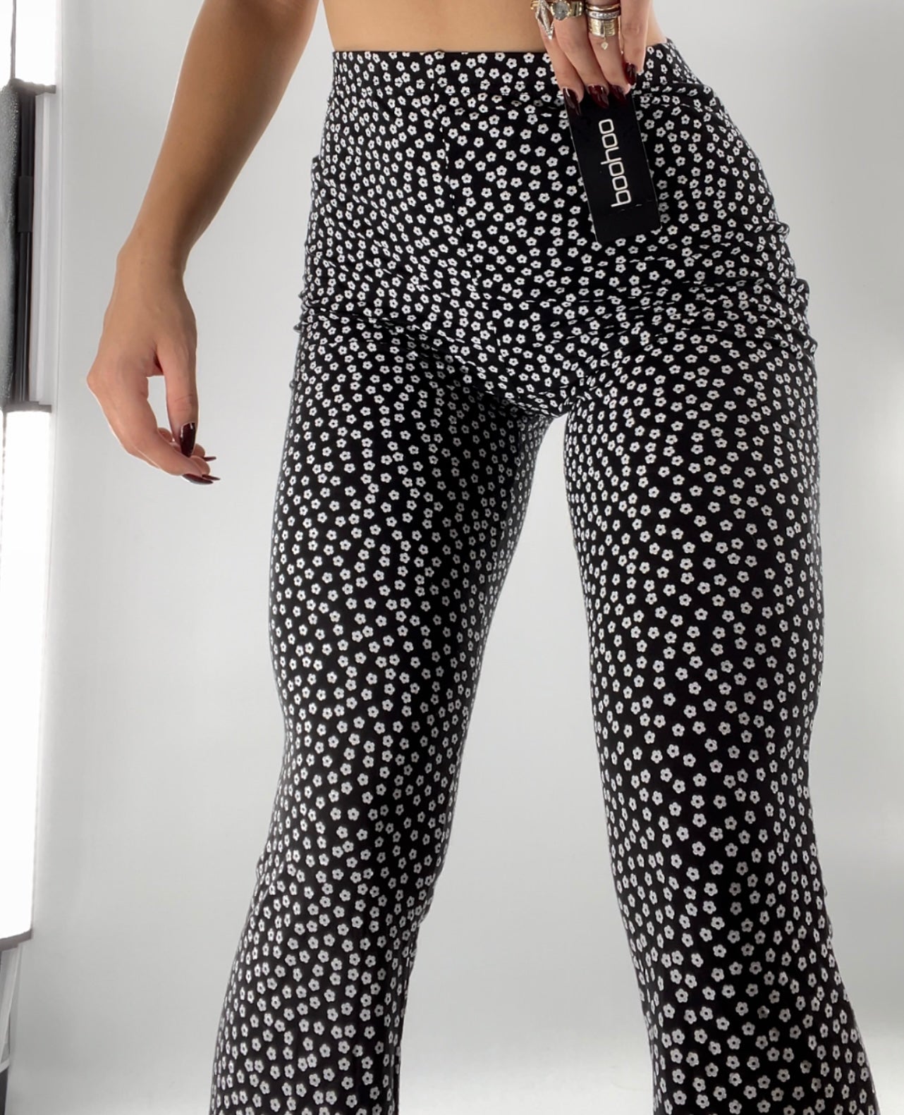NWT Boohoo Floral Flares (4)