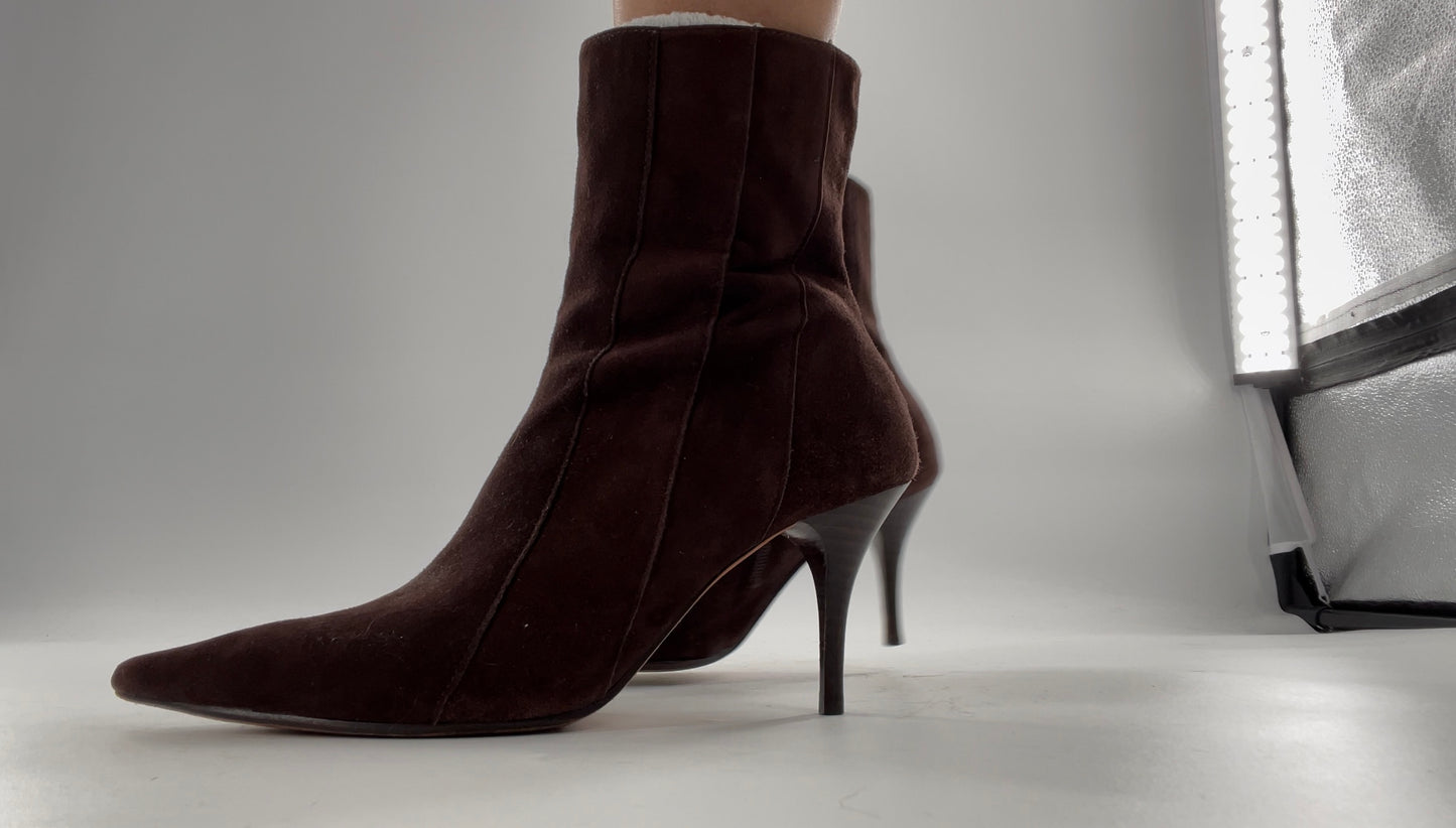 Vintage BCBG Maxazria Brown Suede Booties (7.5)