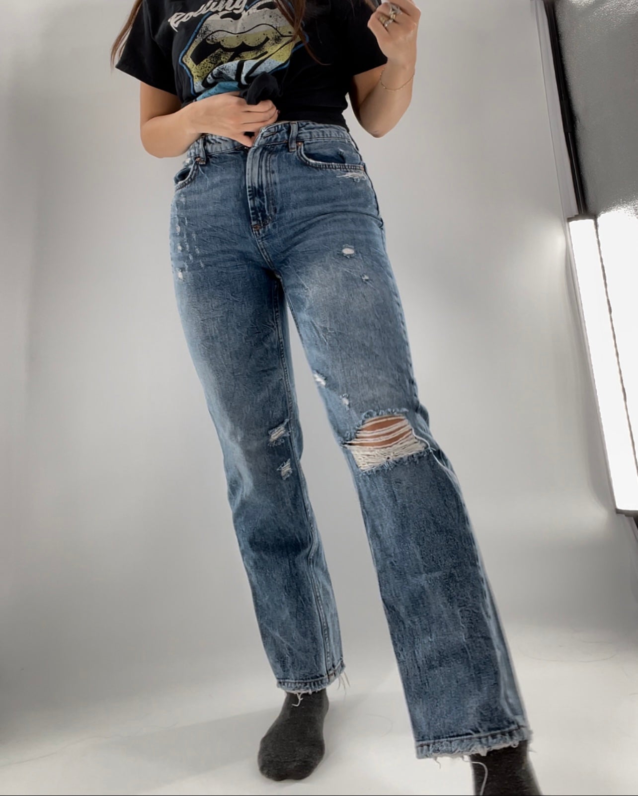 Free People Medium Wash Distressed Jeans (26)