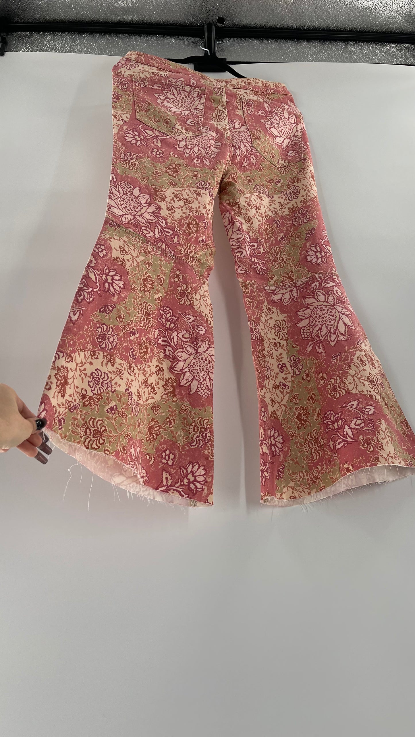 Free People Youthquake Pink Floral Flare Bell Bottoms (30)