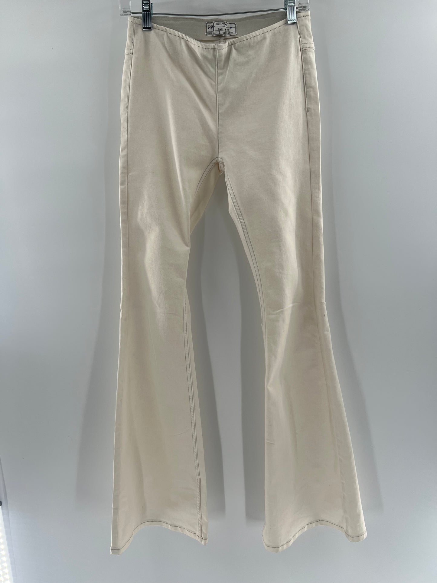 Free People White Elastic Flare Pants (Size W 25)