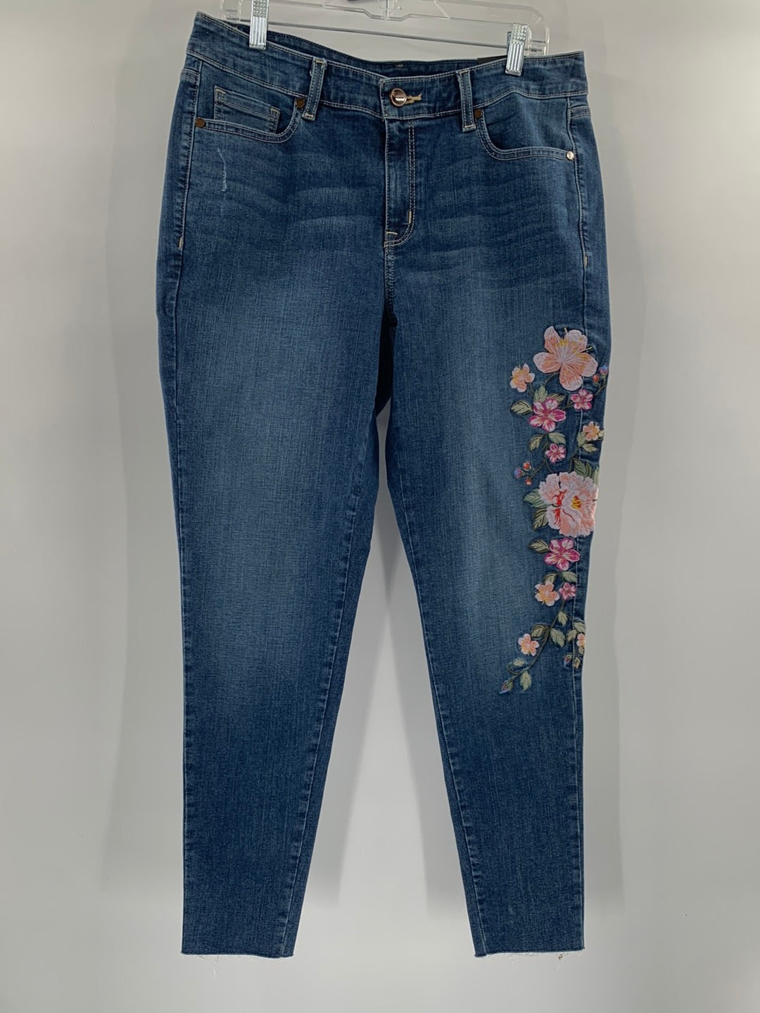 Lane Bryant Skinny Jeans Mild Ripped Jeans (Size 14 Regular)
