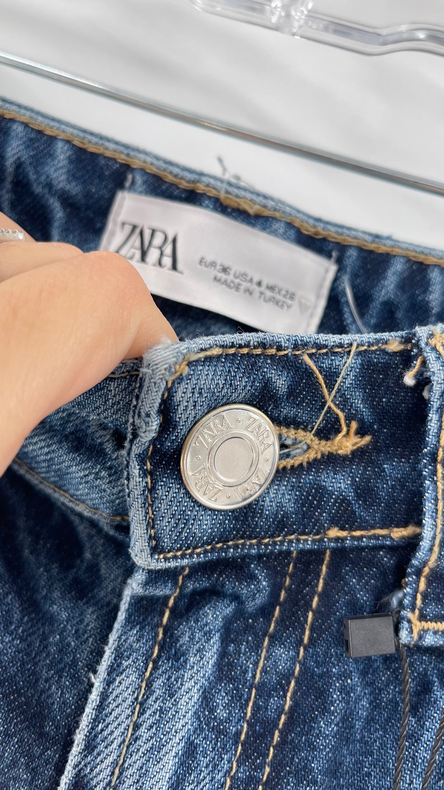 ZARA Medium Wash Denim High Waisted Wide Legs (4)