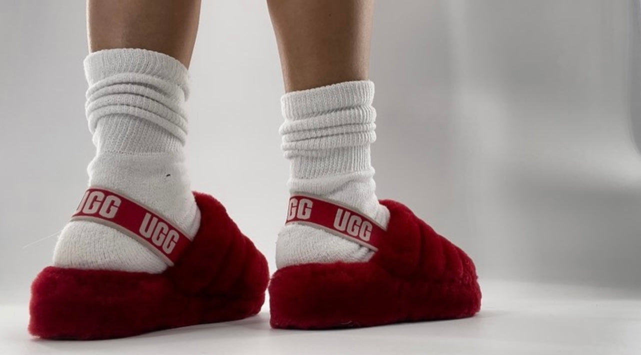 UGG Red Slides (7)