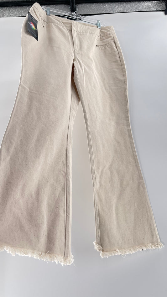 Vintage Jeanology Beige Raw Edge Hem Flare Jeans (16)