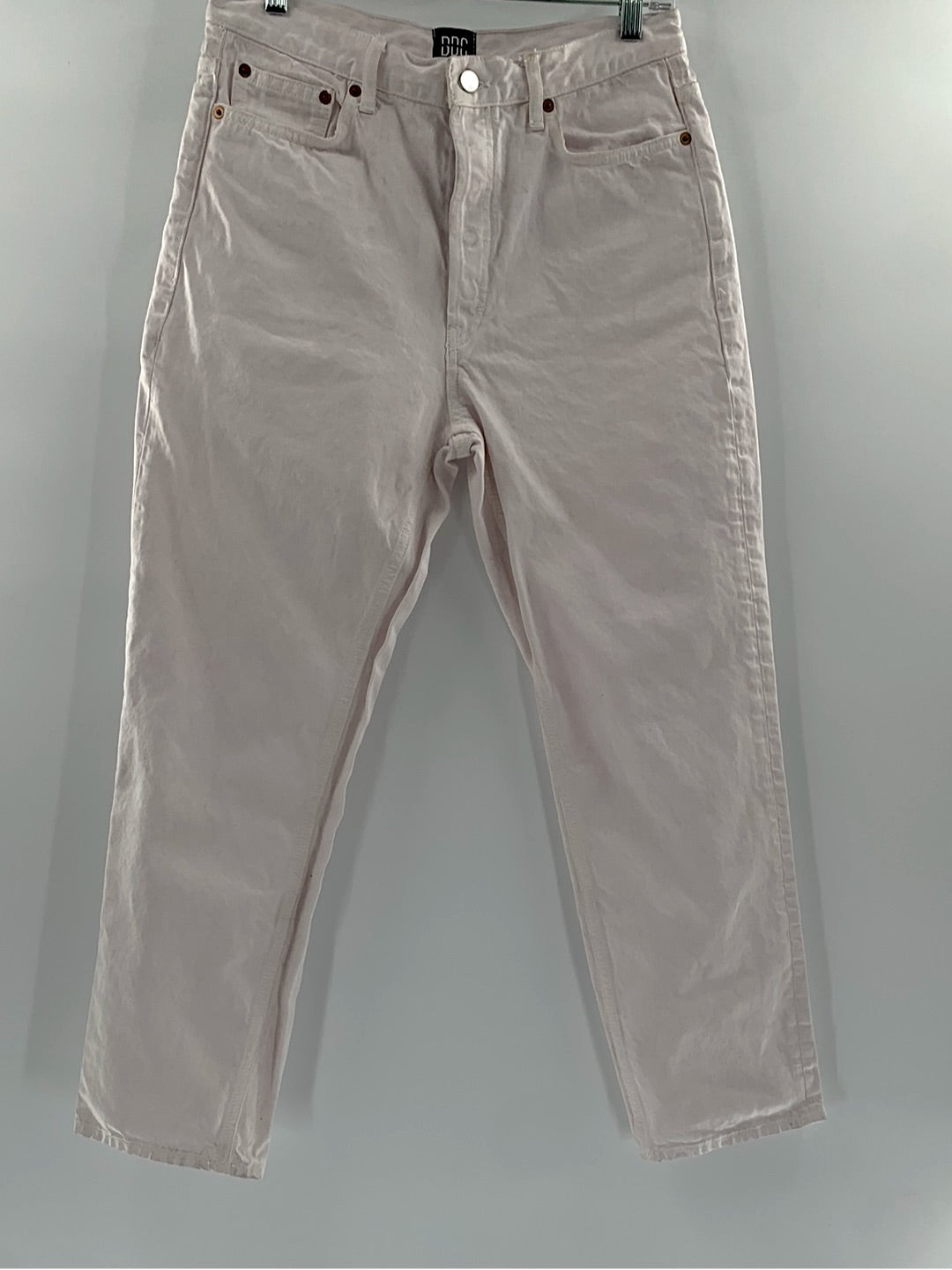 Urban Outfitters / BDG White Button Up Straight High-Rise Jeans (size 29)