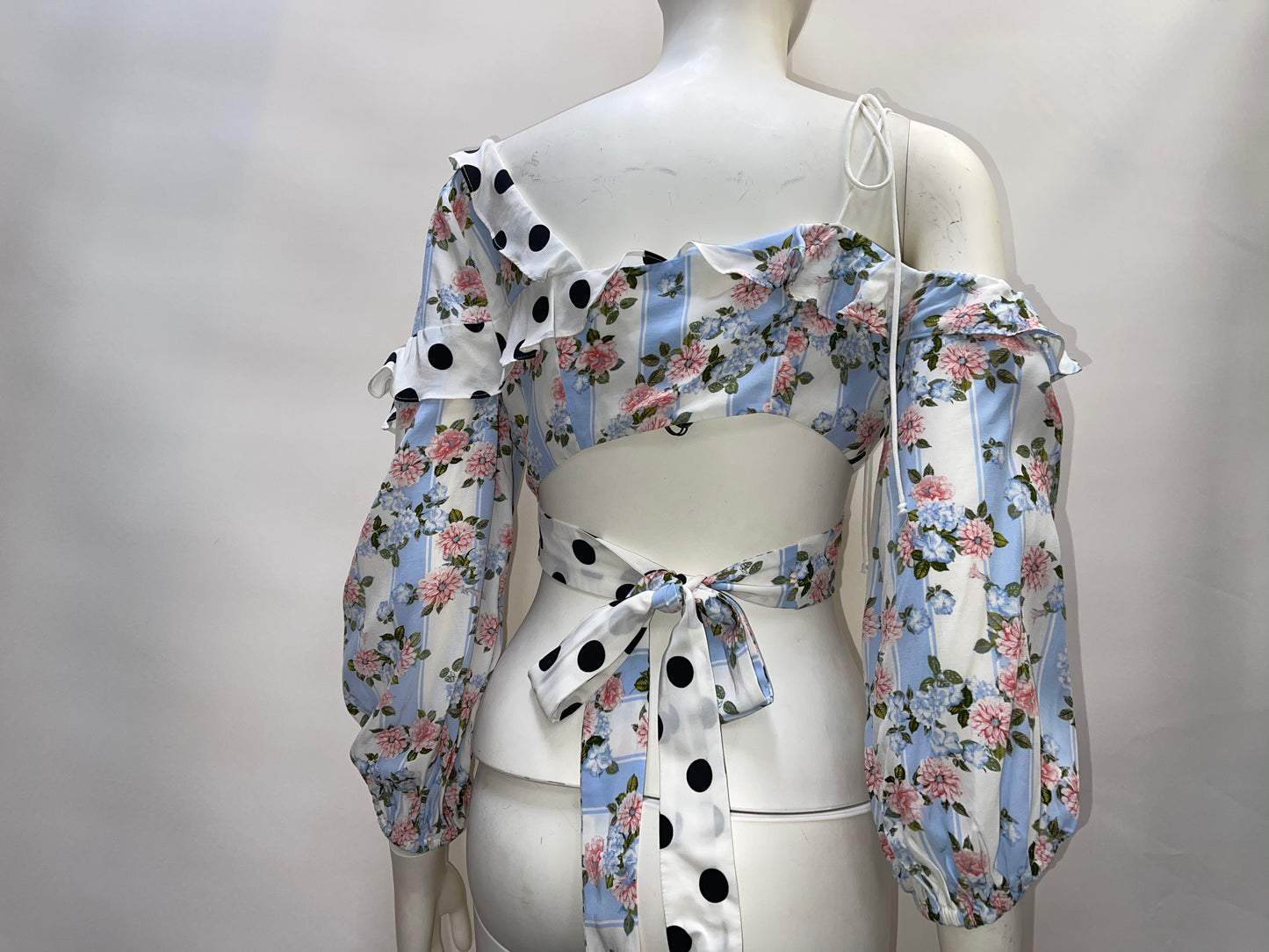 For love and lemons powder blue floral and polkadot crop (M)