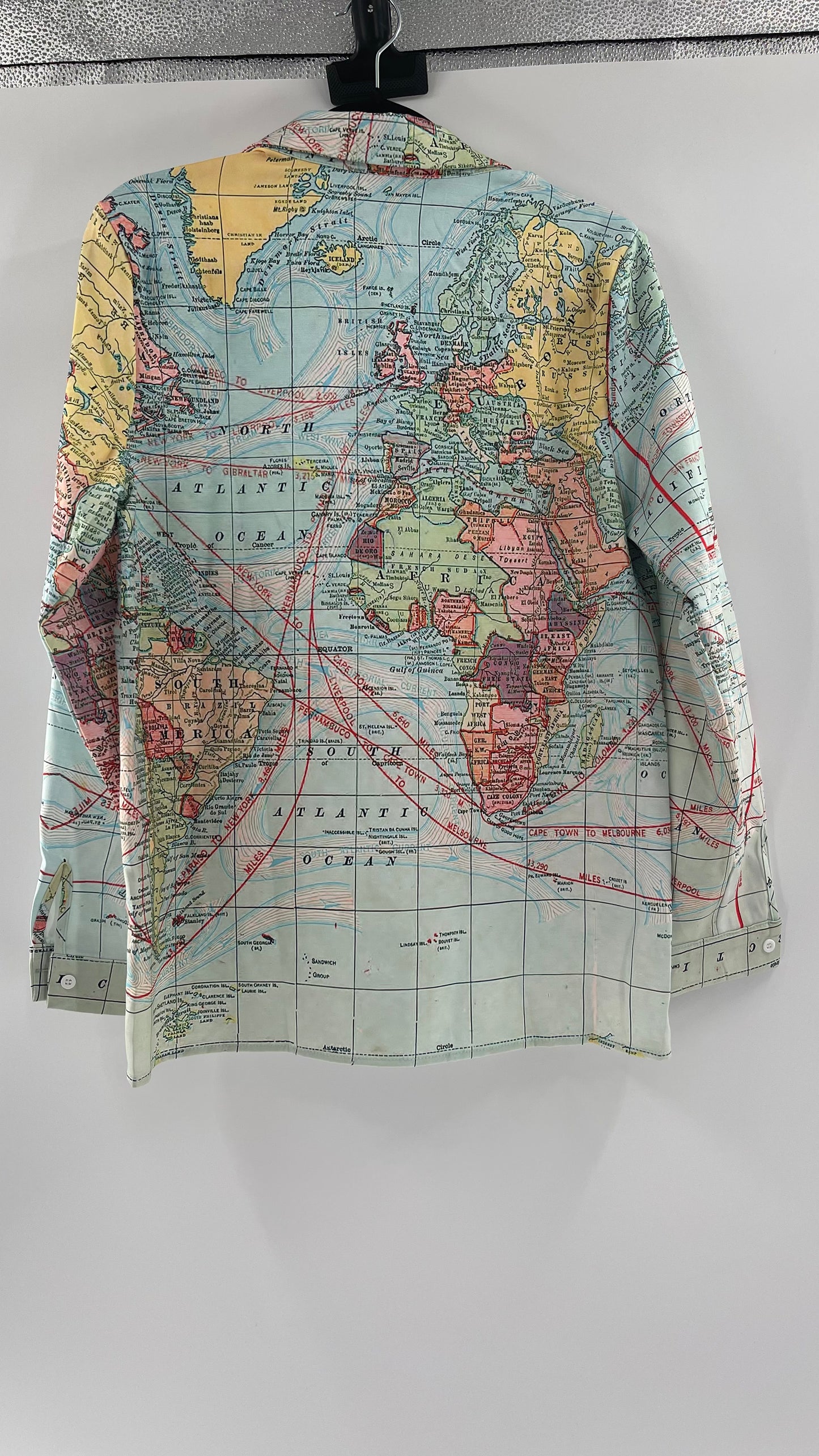 MISSLOOK Globe Map Long Sleeve Graphic Button Up (Medium)