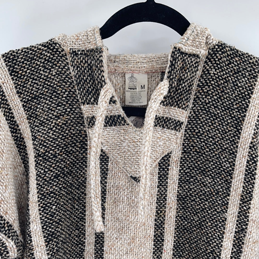 Drug Rug Off White Black and Gold Detail (Size Medium)