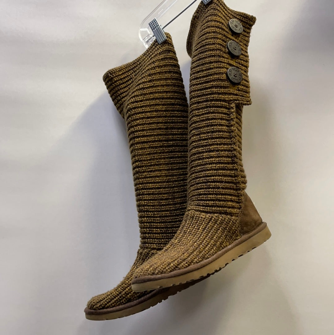 UGGS Brown Knit Boot