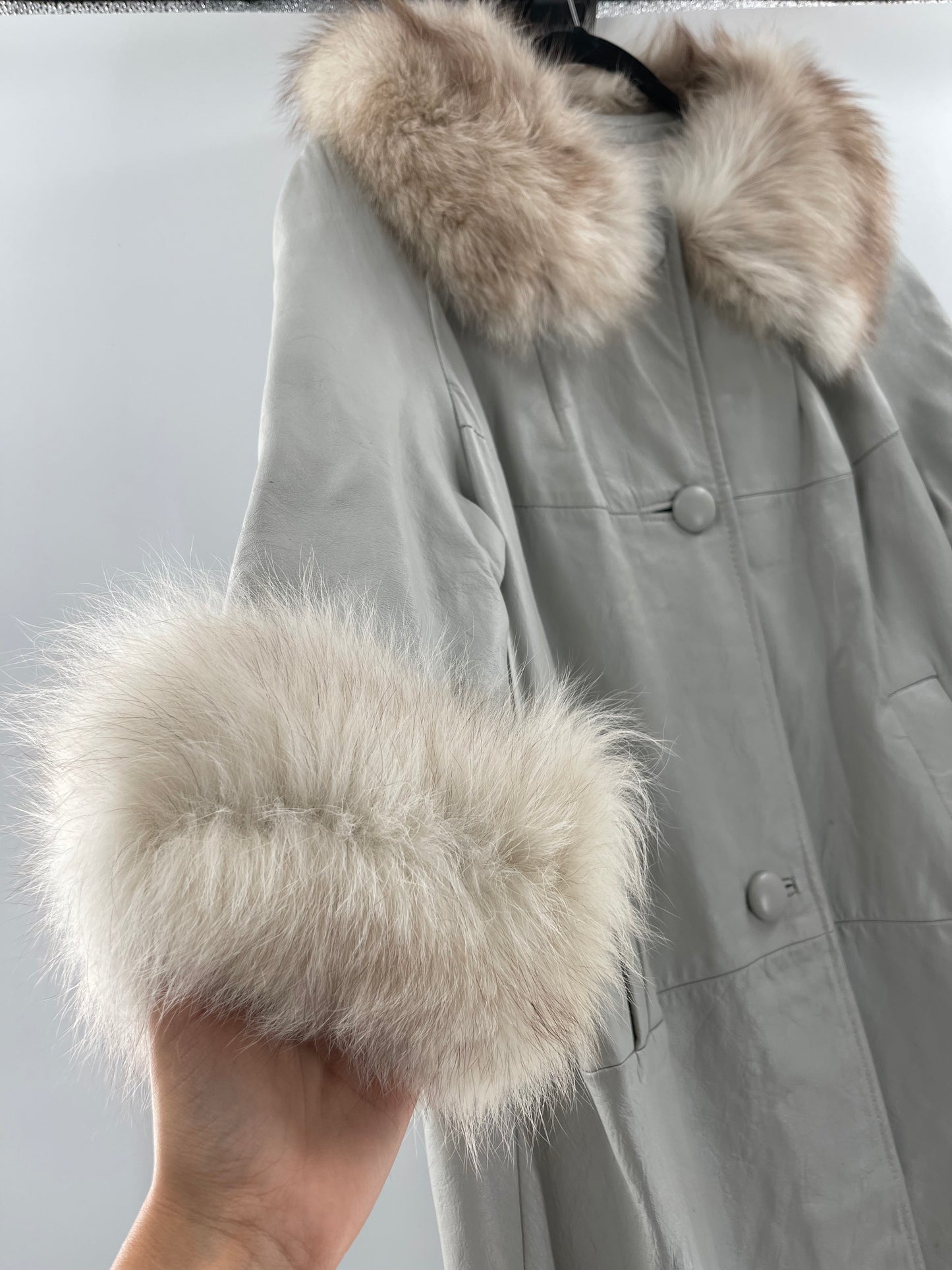 Light Gray 100% Leather Coat With Real Fur Collar and Cuffs Trim (Size 16) VINTAGE