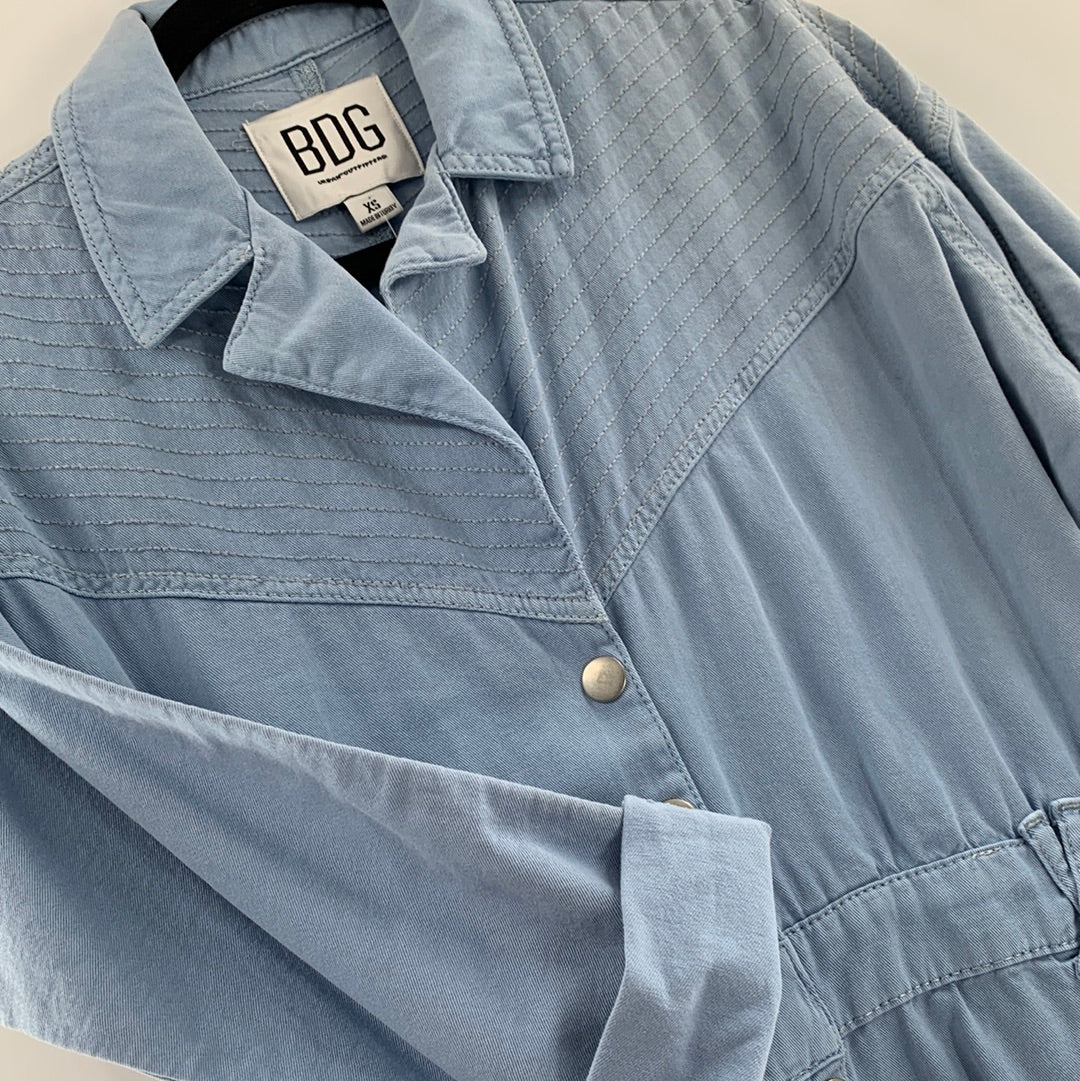 BDG Light Blue Long Sleeve Side Pockets Button Front (Size XS)