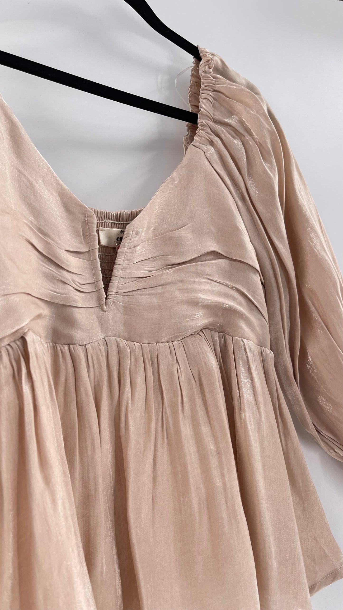 Entro Beige/Gold Metallic Cropped Peplum Top (Large)