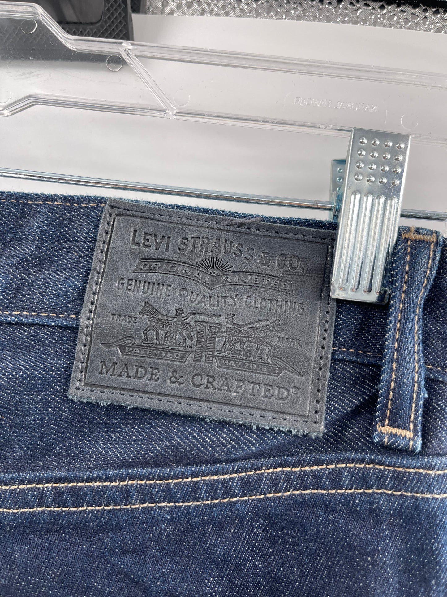 Free People x LEVI outrageous flare (Sz 25)