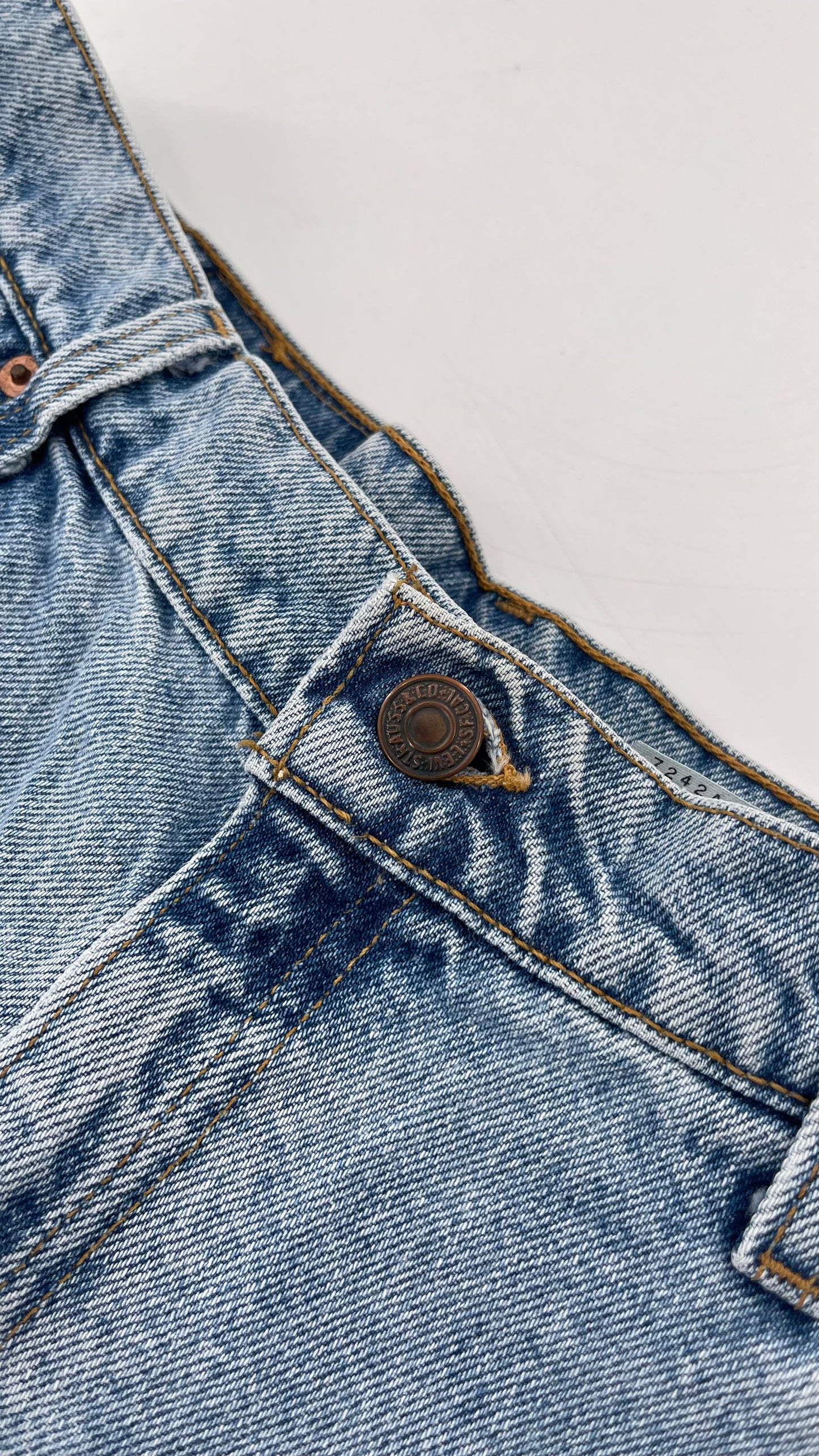 Vintage Levi Orange Tab Light Wash 951 Shorts (12)