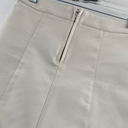 White Vegan Leather Mini Skirt (SzS)