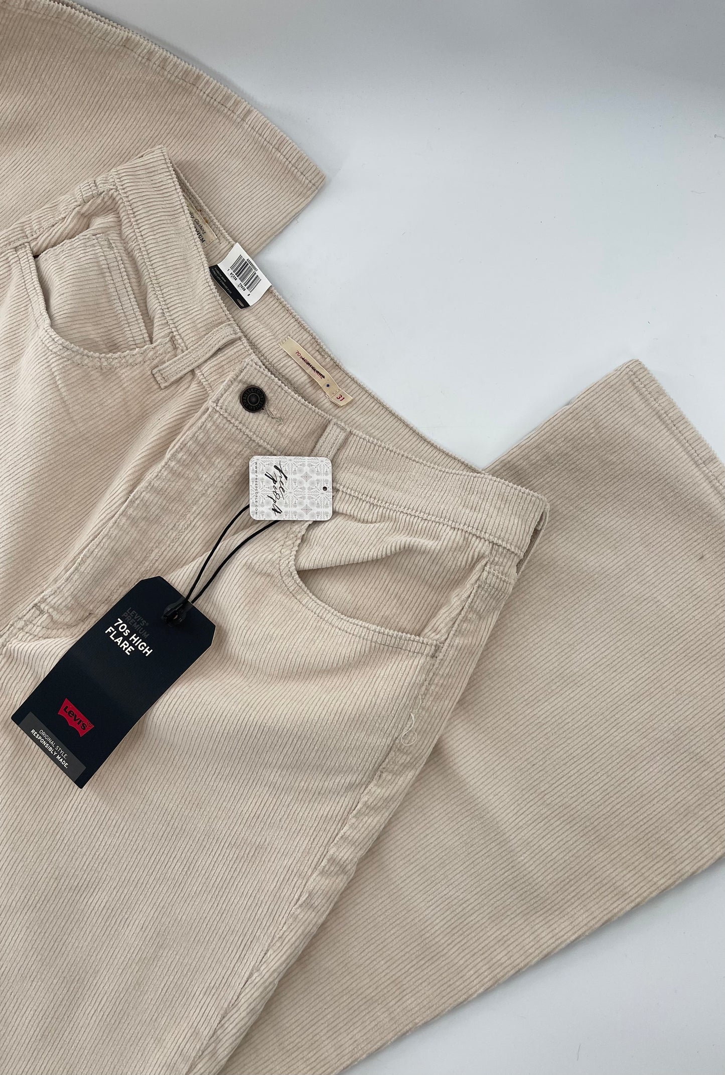 Free People Off White Corduroys 70s High Flare (31)