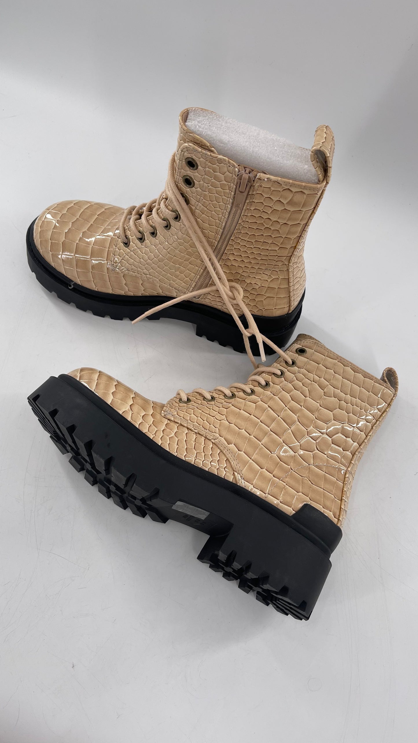 Urban Outfitters Beige Crocodile Embossed Combat Boots(7)