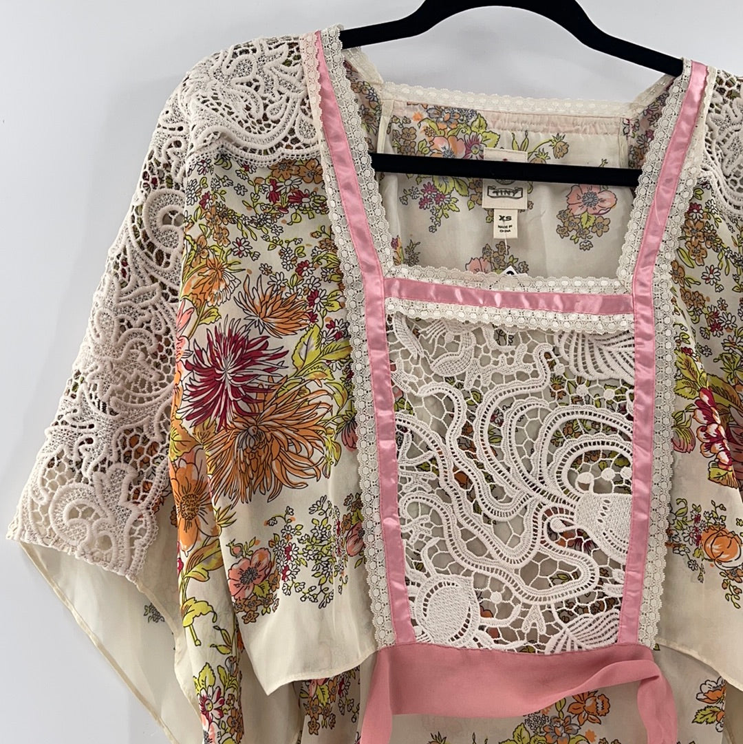 TINY 70s Style Blouse (XS)