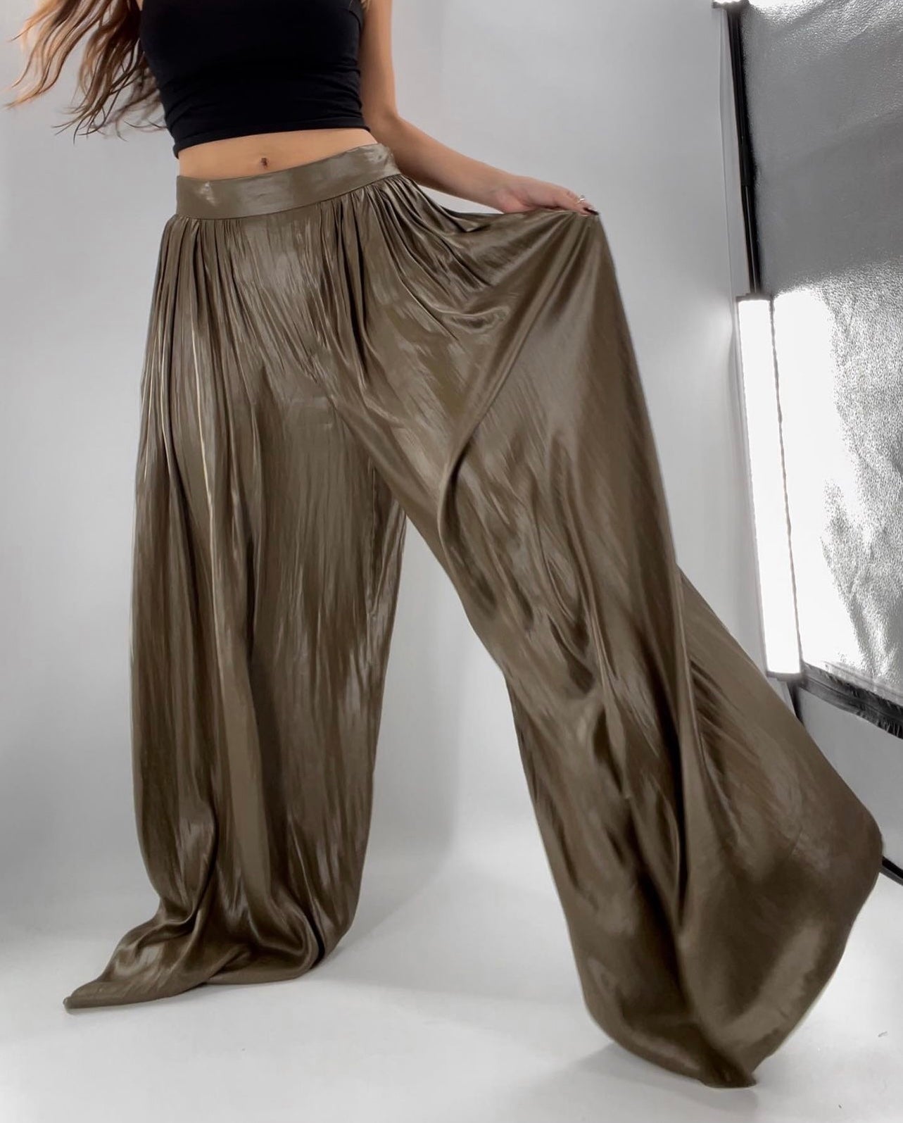 ZARA molten metal wide leg pantalons (XL)